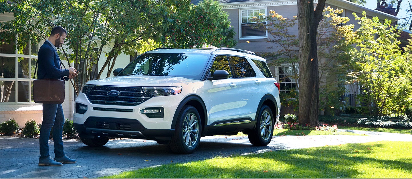 Bob Thomas Ford Inc in Hamden CT