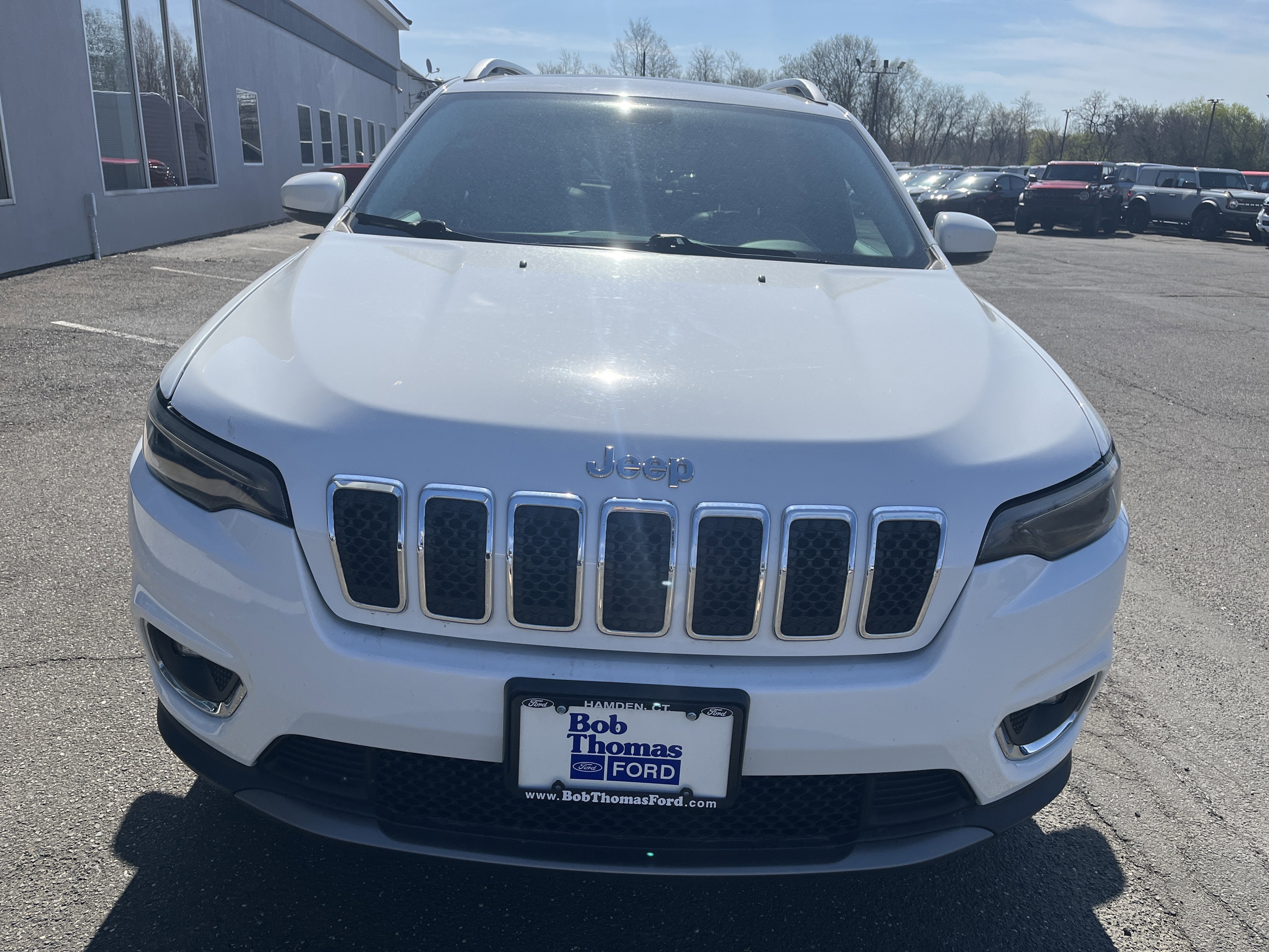 Used 2019 Jeep Cherokee Limited with VIN 1C4PJMDX4KD260956 for sale in Hamden, CT