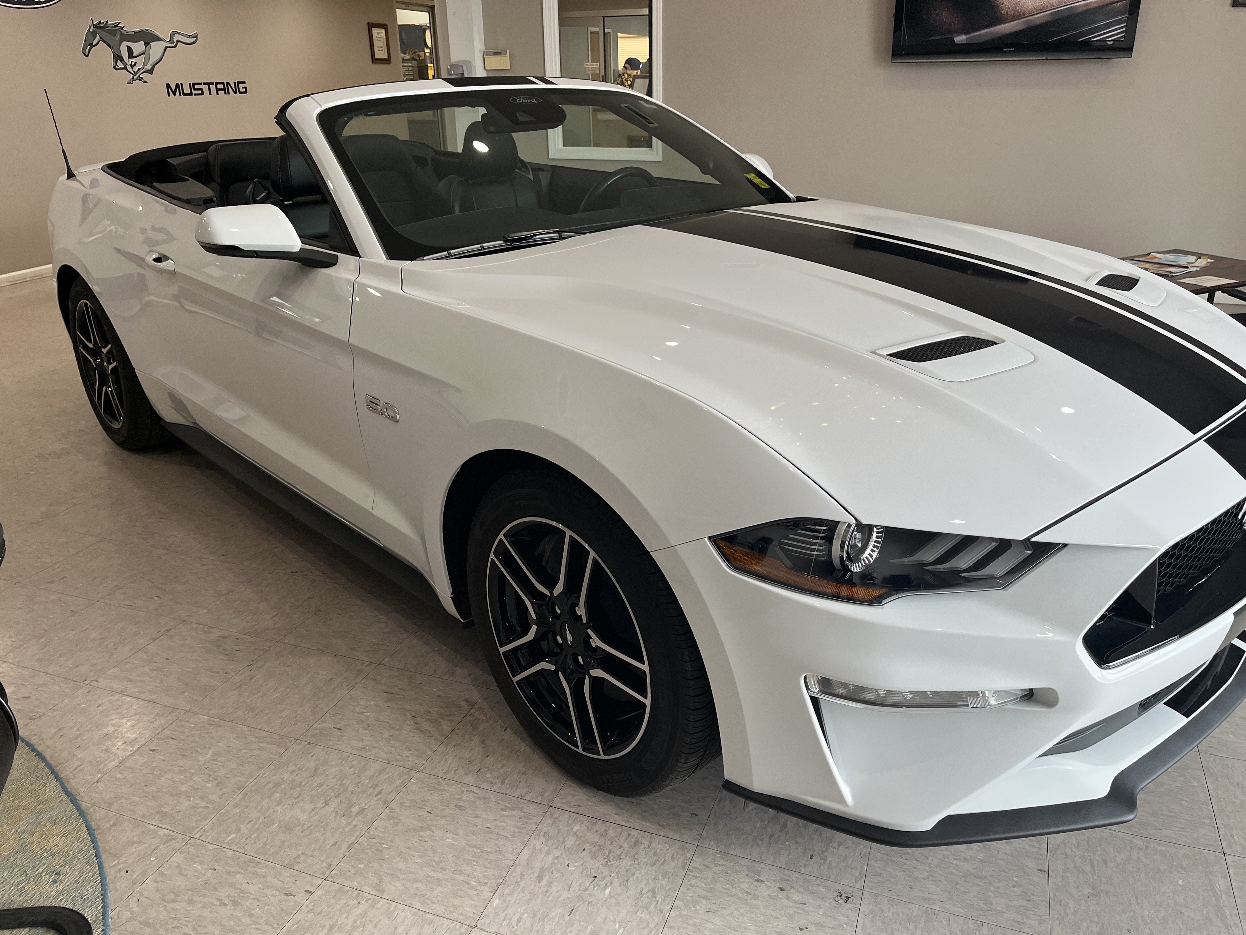 2023 Ford Mustang GT Premium