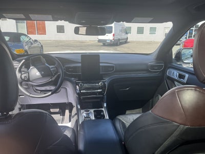 2022 Ford Explorer Platinum