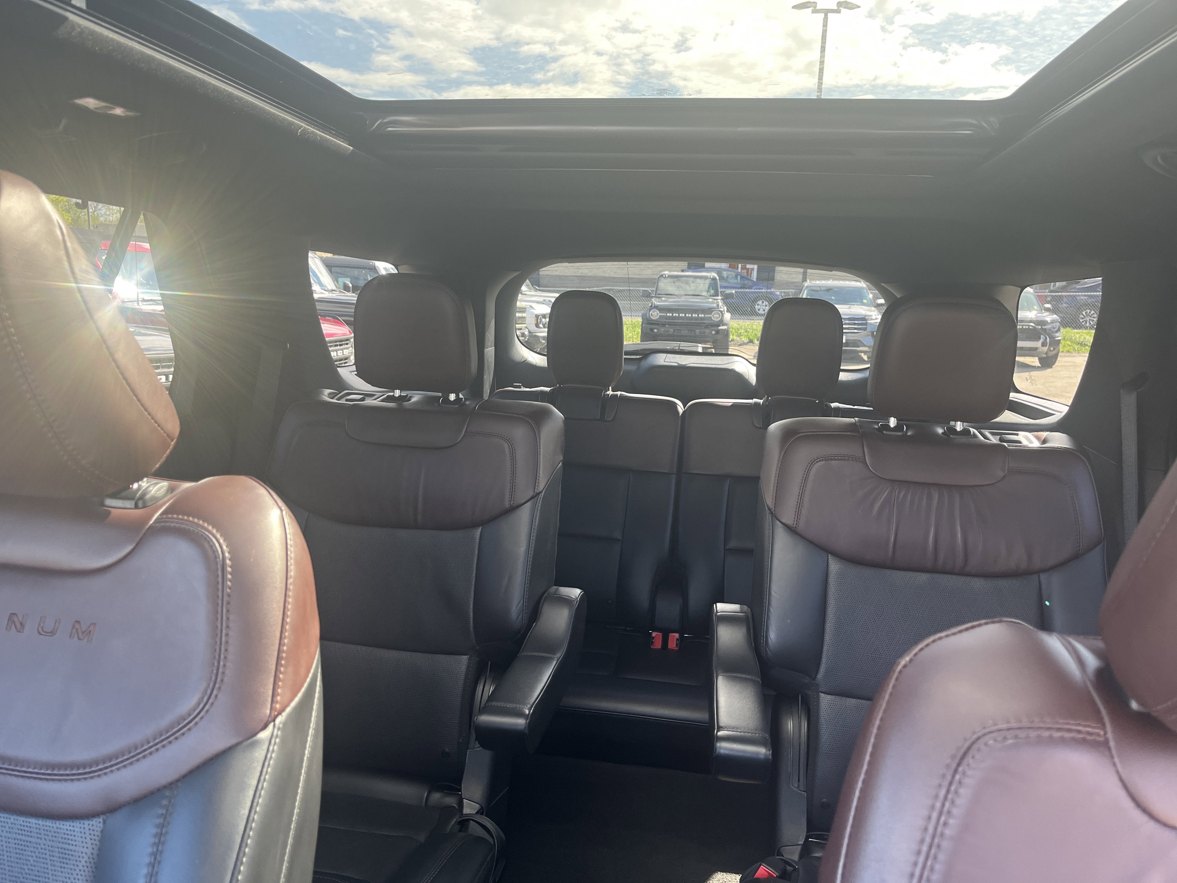 2022 Ford Explorer Platinum