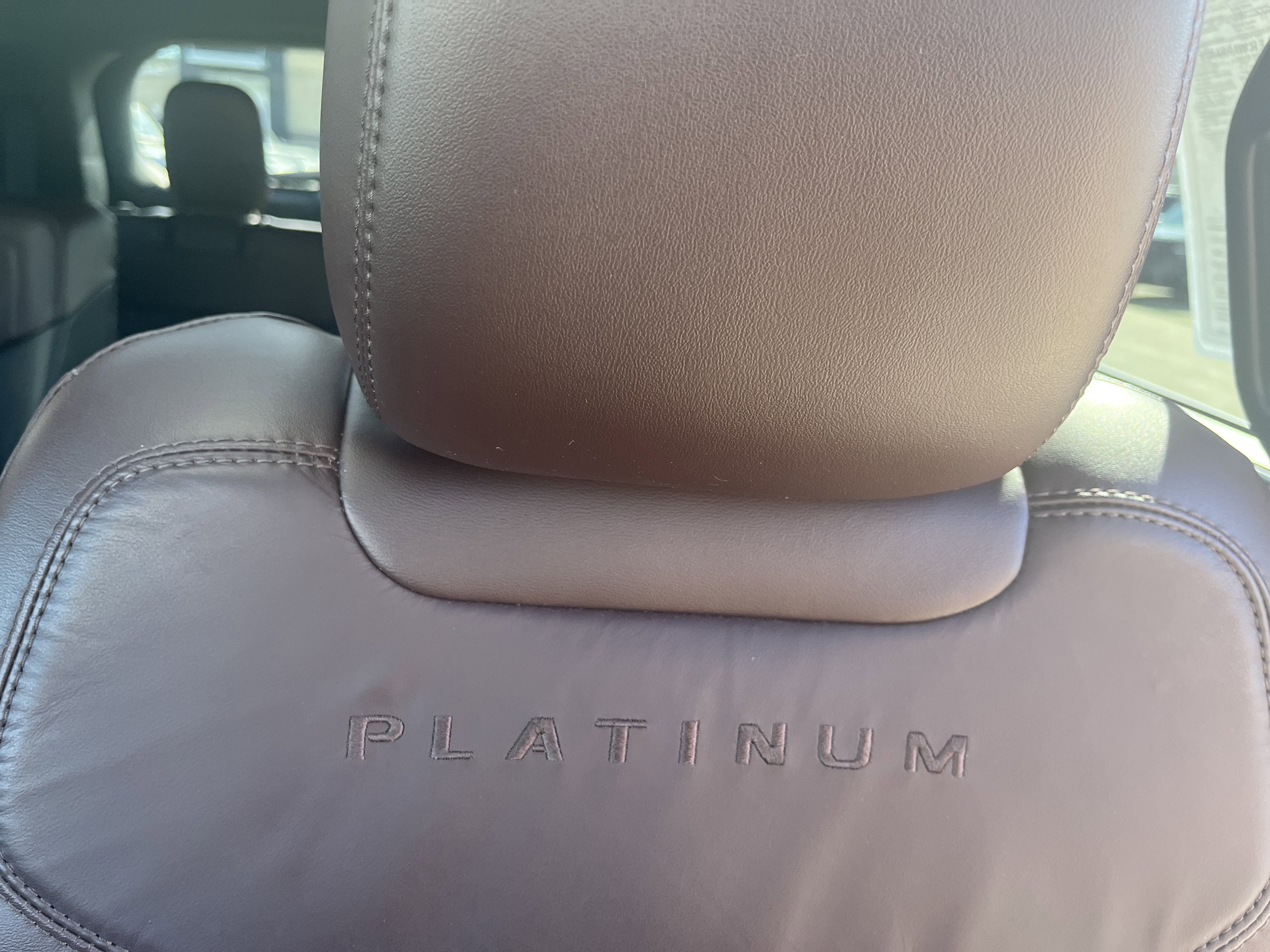 2022 Ford Explorer Platinum