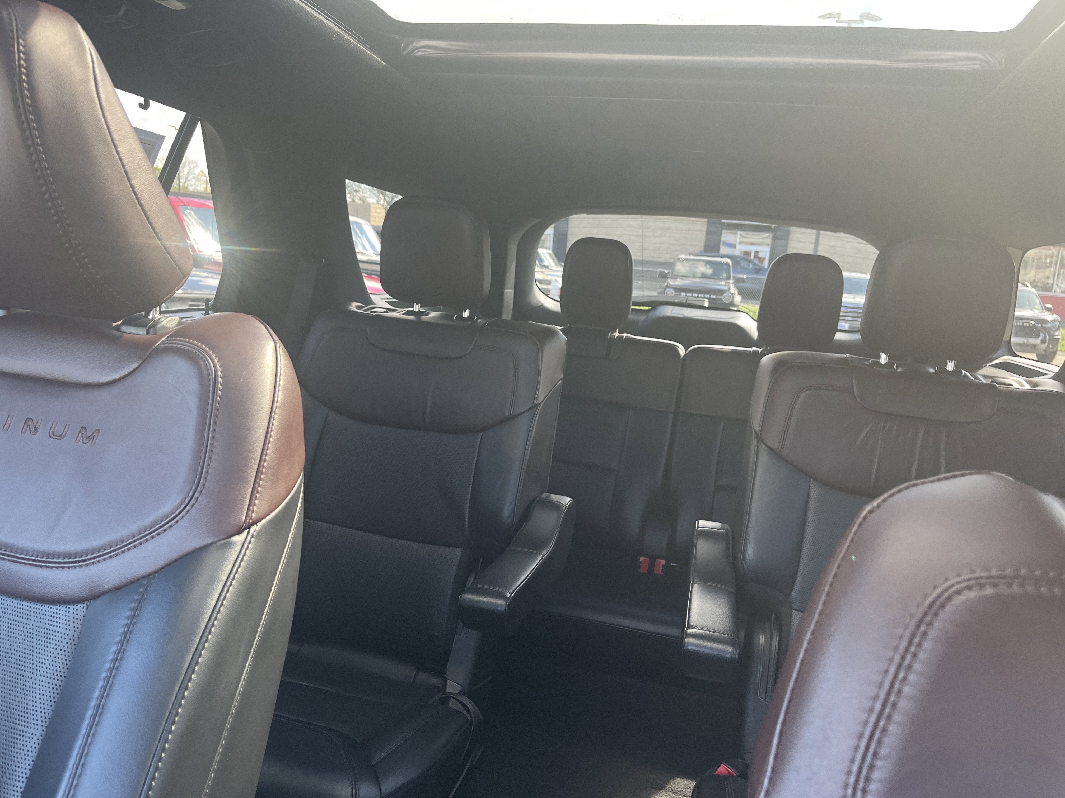 2022 Ford Explorer Platinum