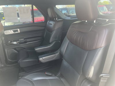 2022 Ford Explorer Platinum
