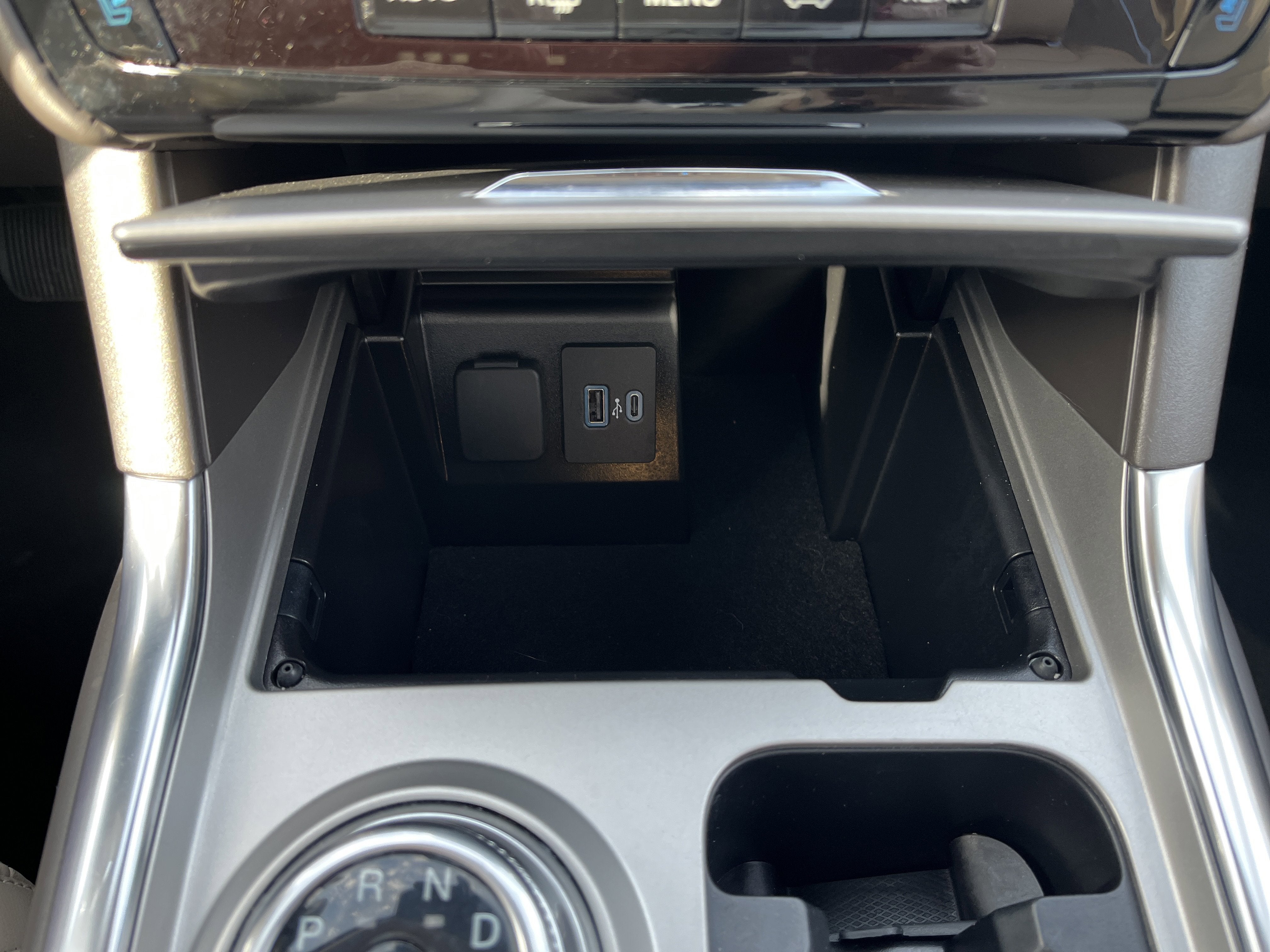 2024 Ford Explorer Platinum