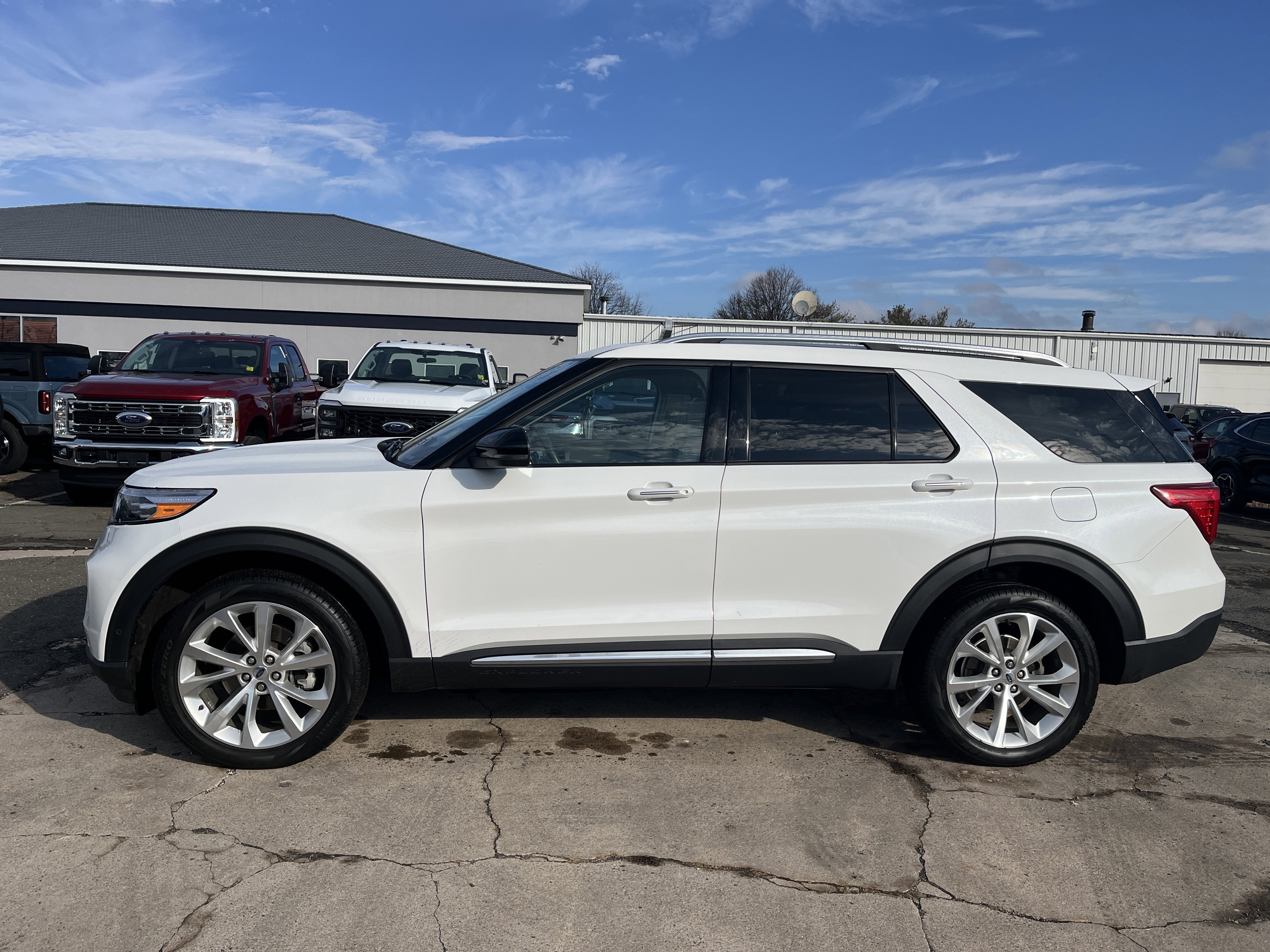 2024 Ford Explorer Platinum