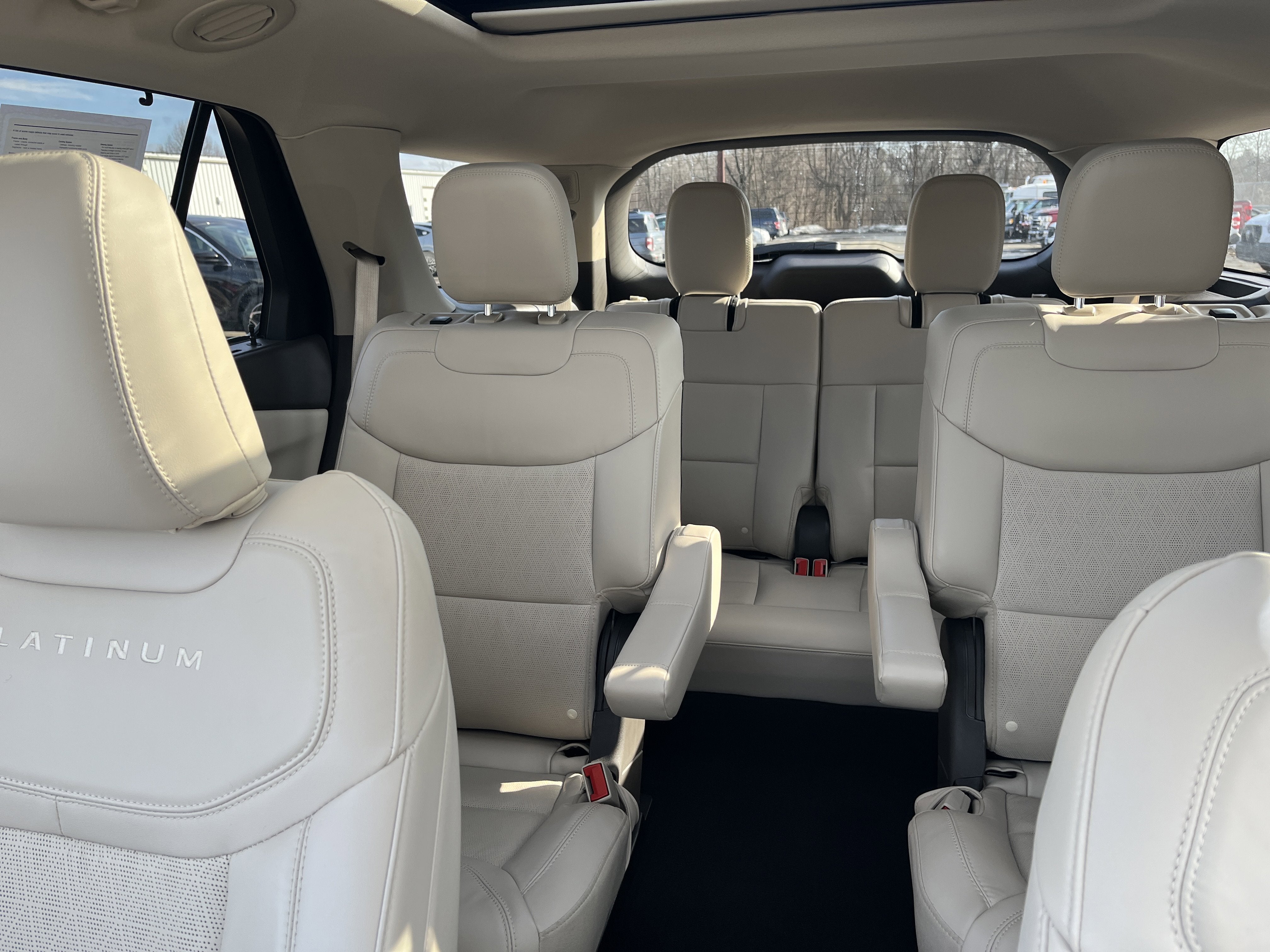 2024 Ford Explorer Platinum