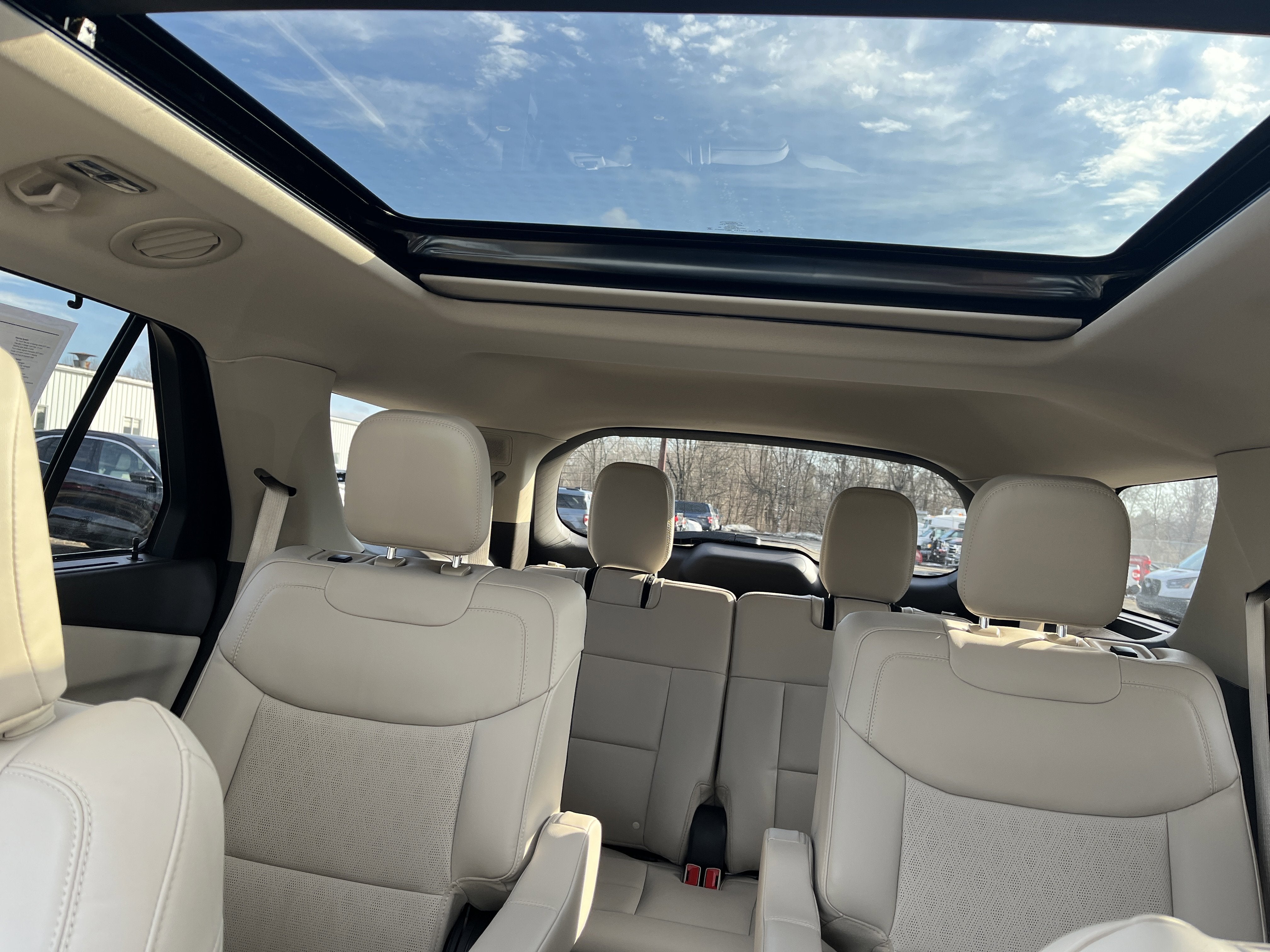 2024 Ford Explorer Platinum