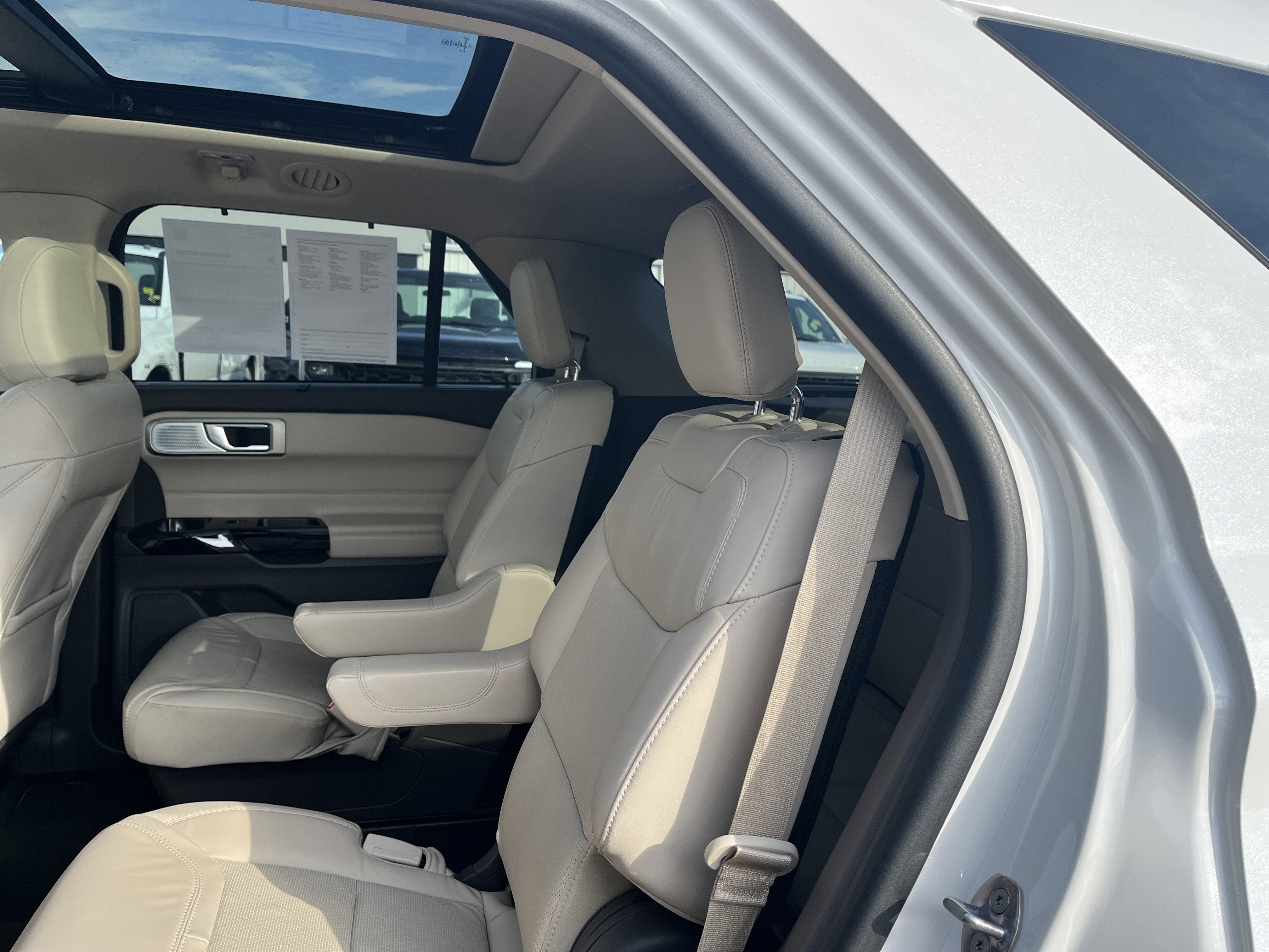 2024 Ford Explorer Platinum