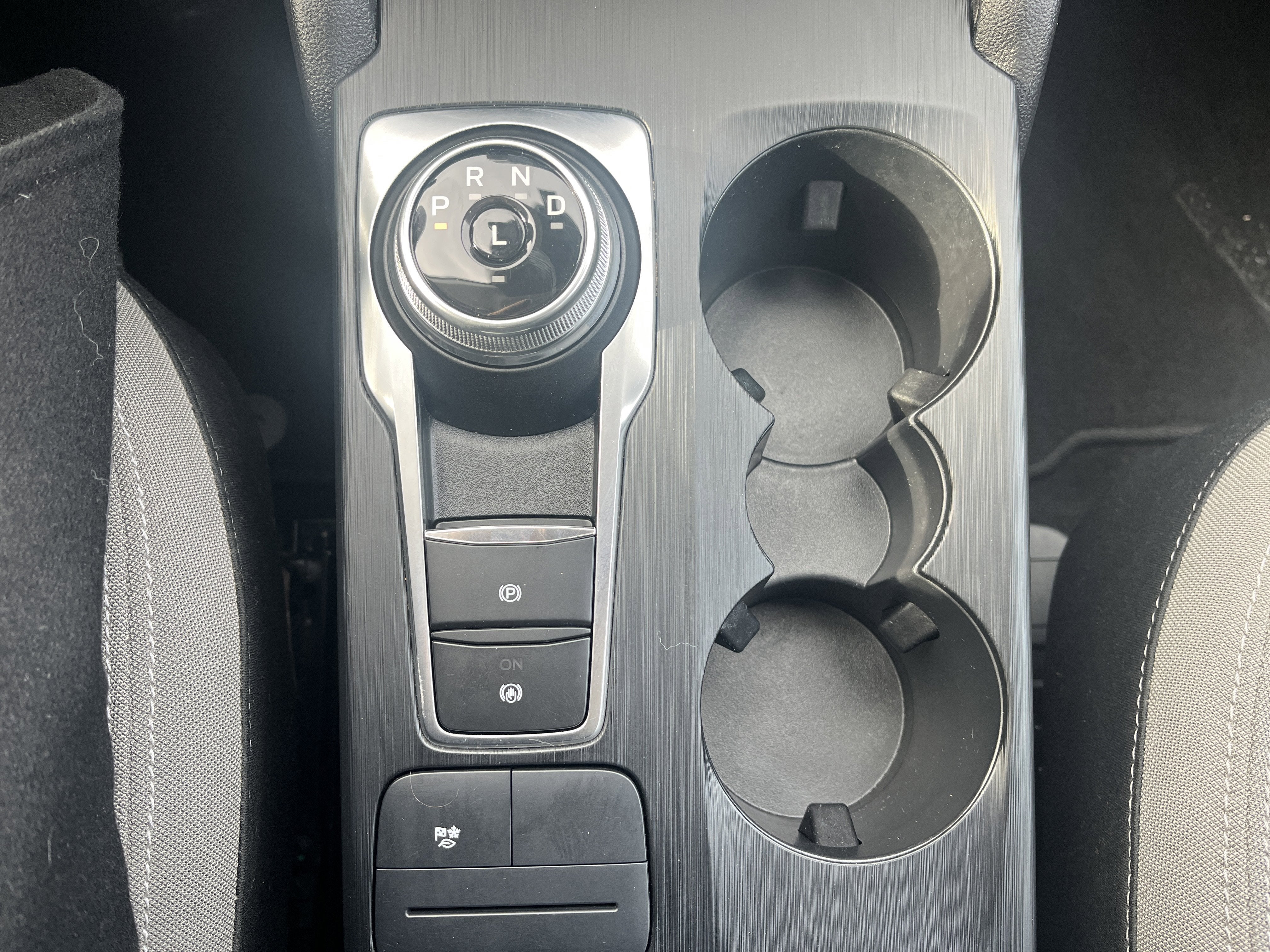 2022 Ford Escape SE Hybrid