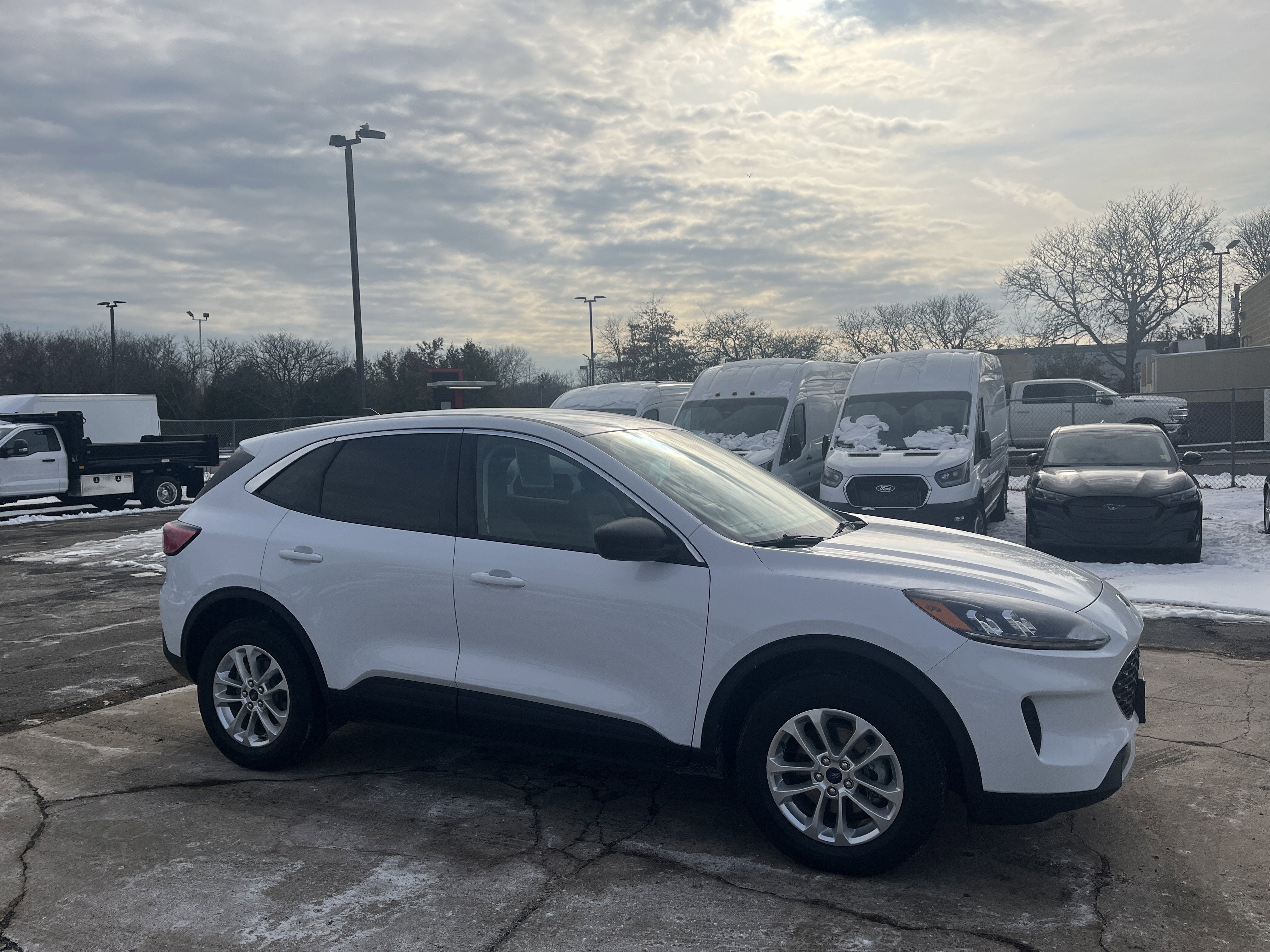 2022 Ford Escape SE Hybrid