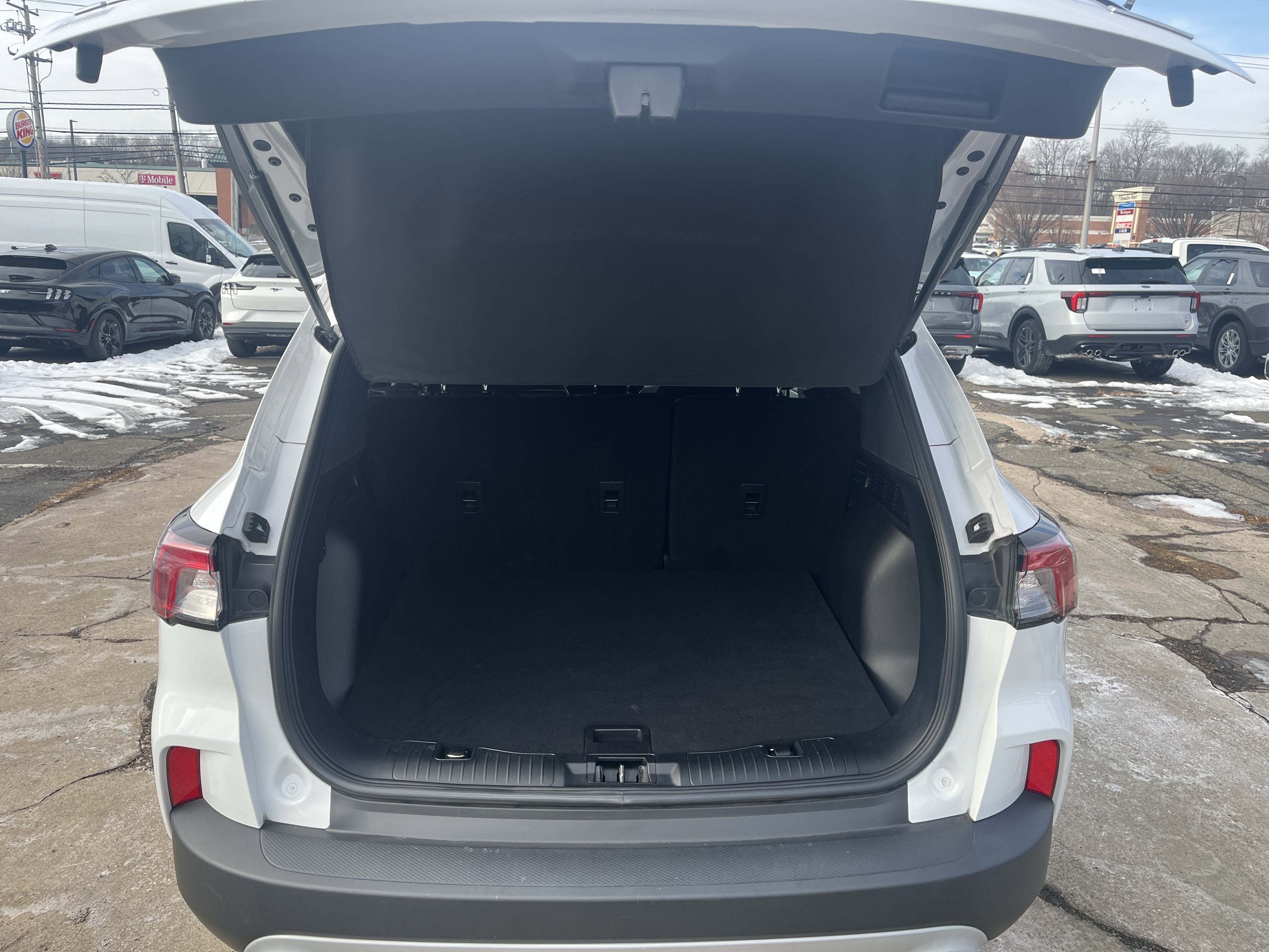 2022 Ford Escape SE Hybrid