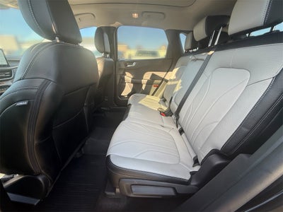 2025 Ford Escape Platinum