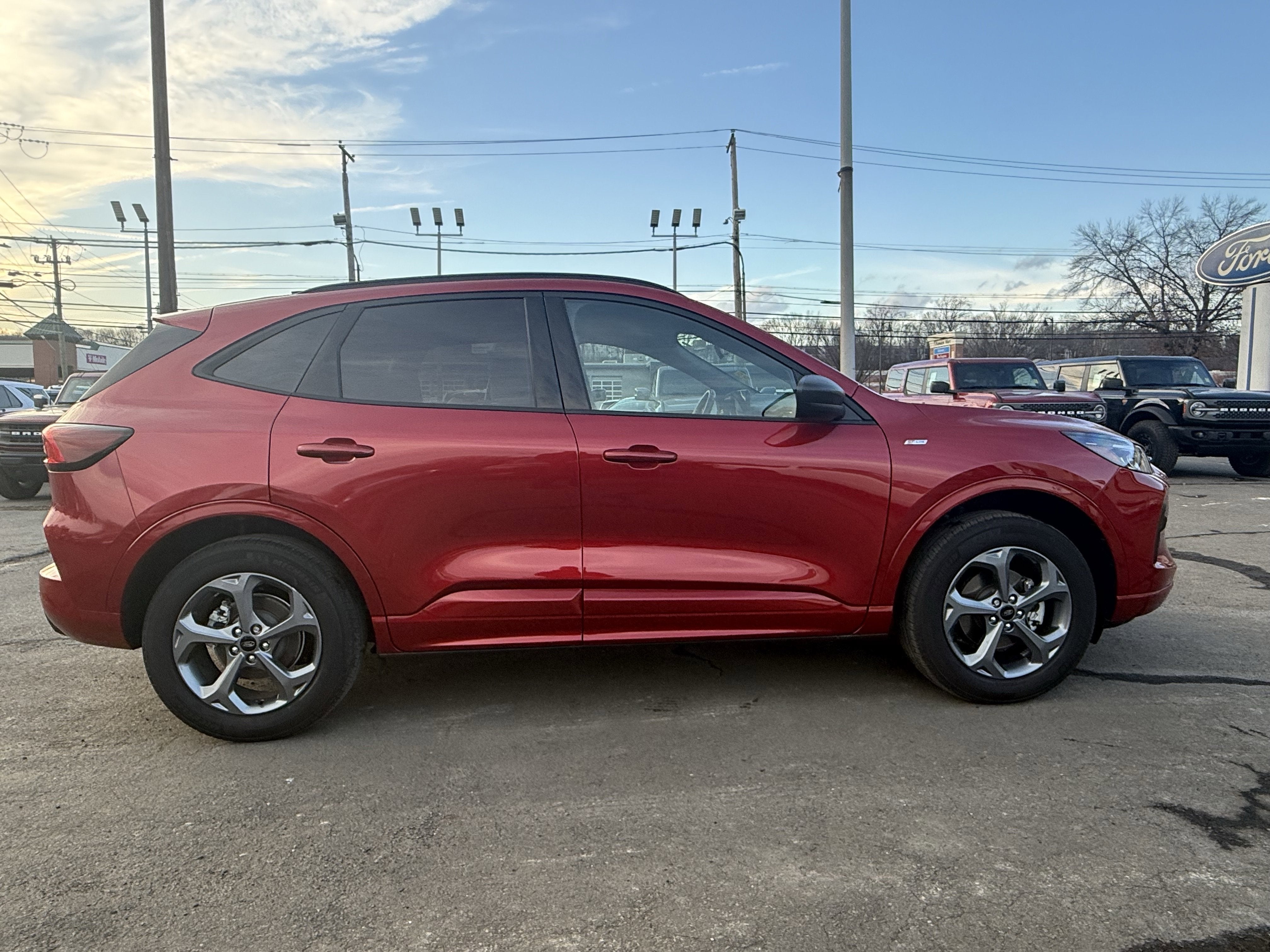 2024 Ford Escape ST-Line