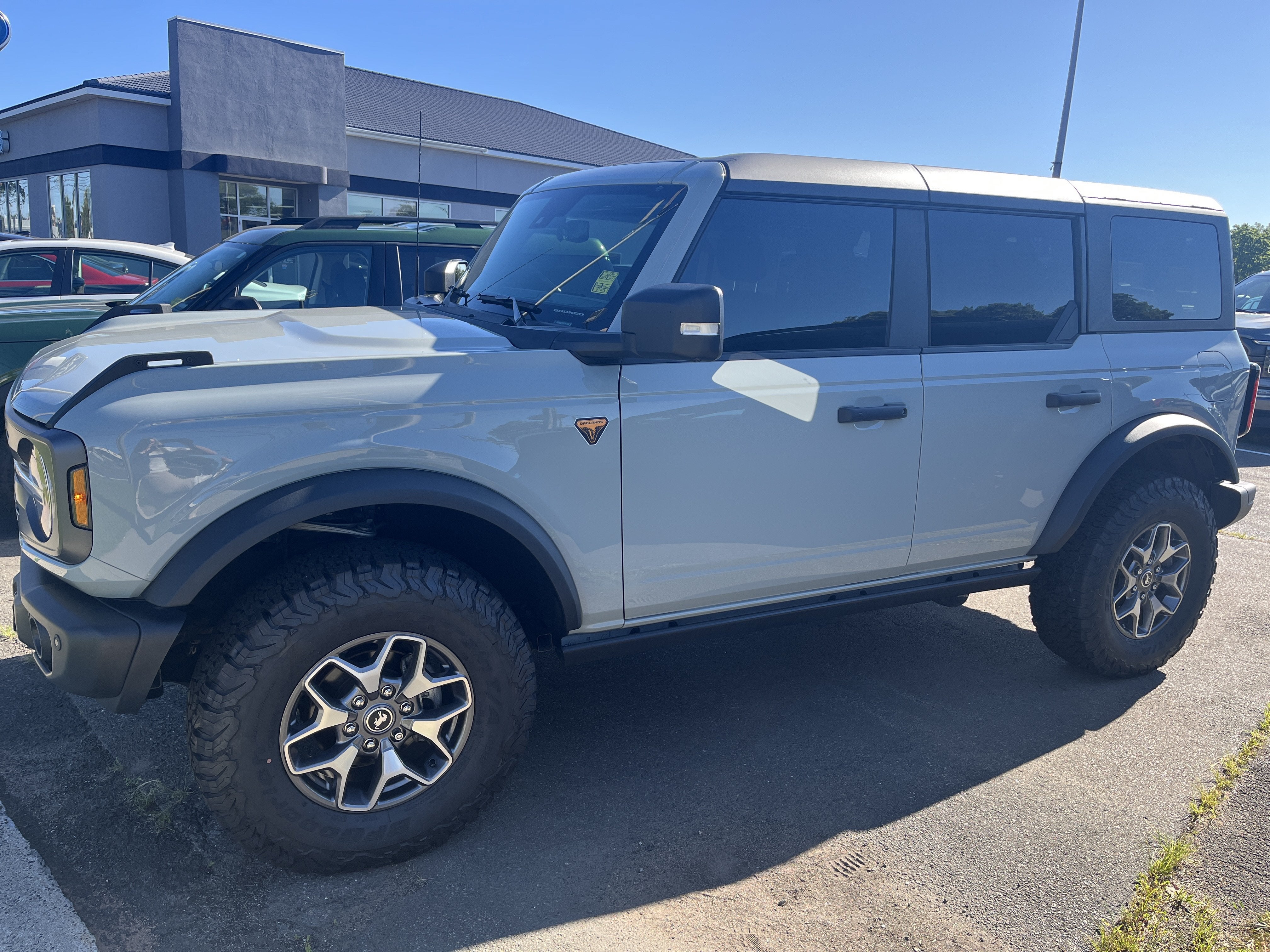 2023 Ford Bronco Base