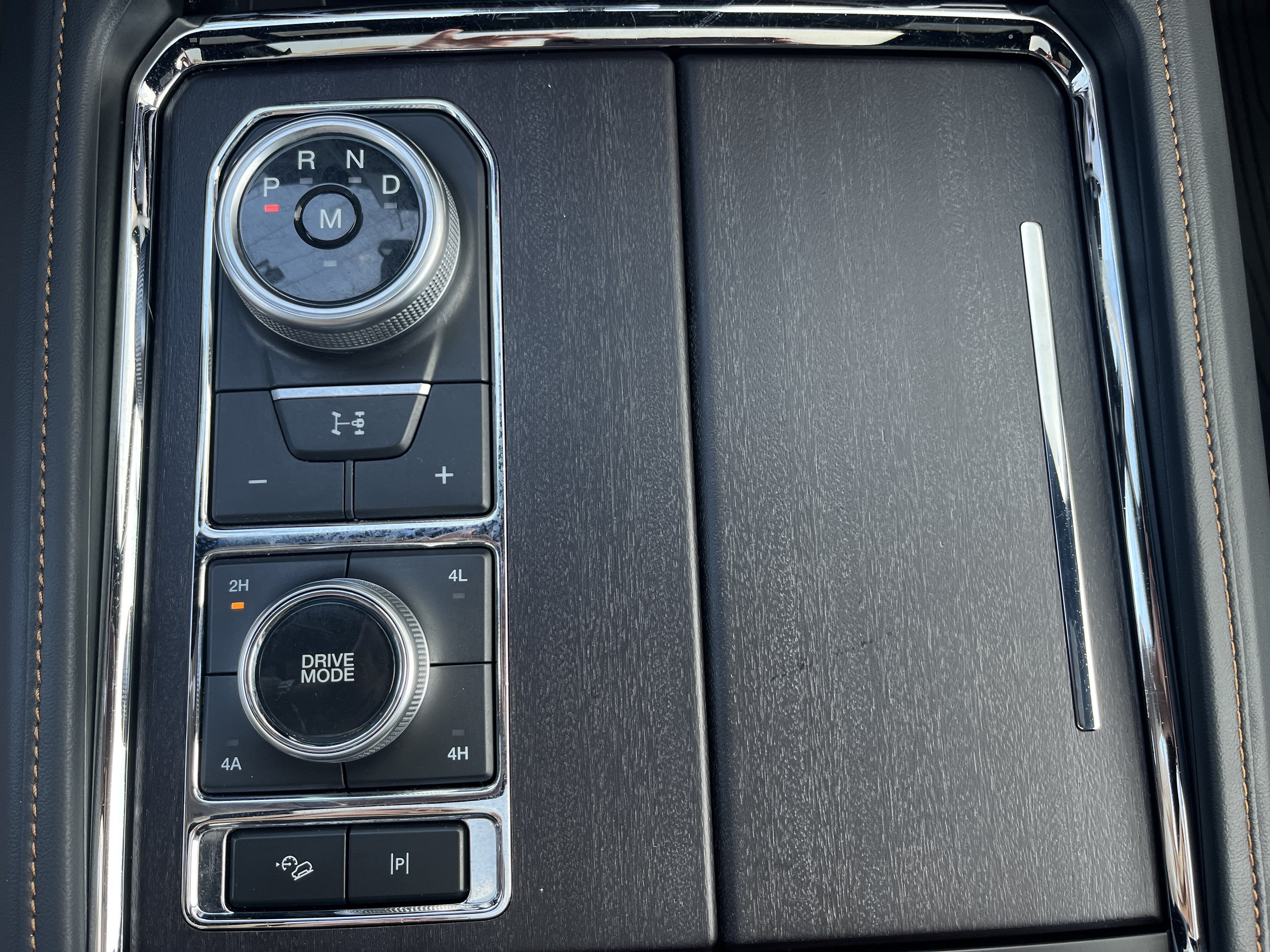 2024 Ford Expedition Platinum