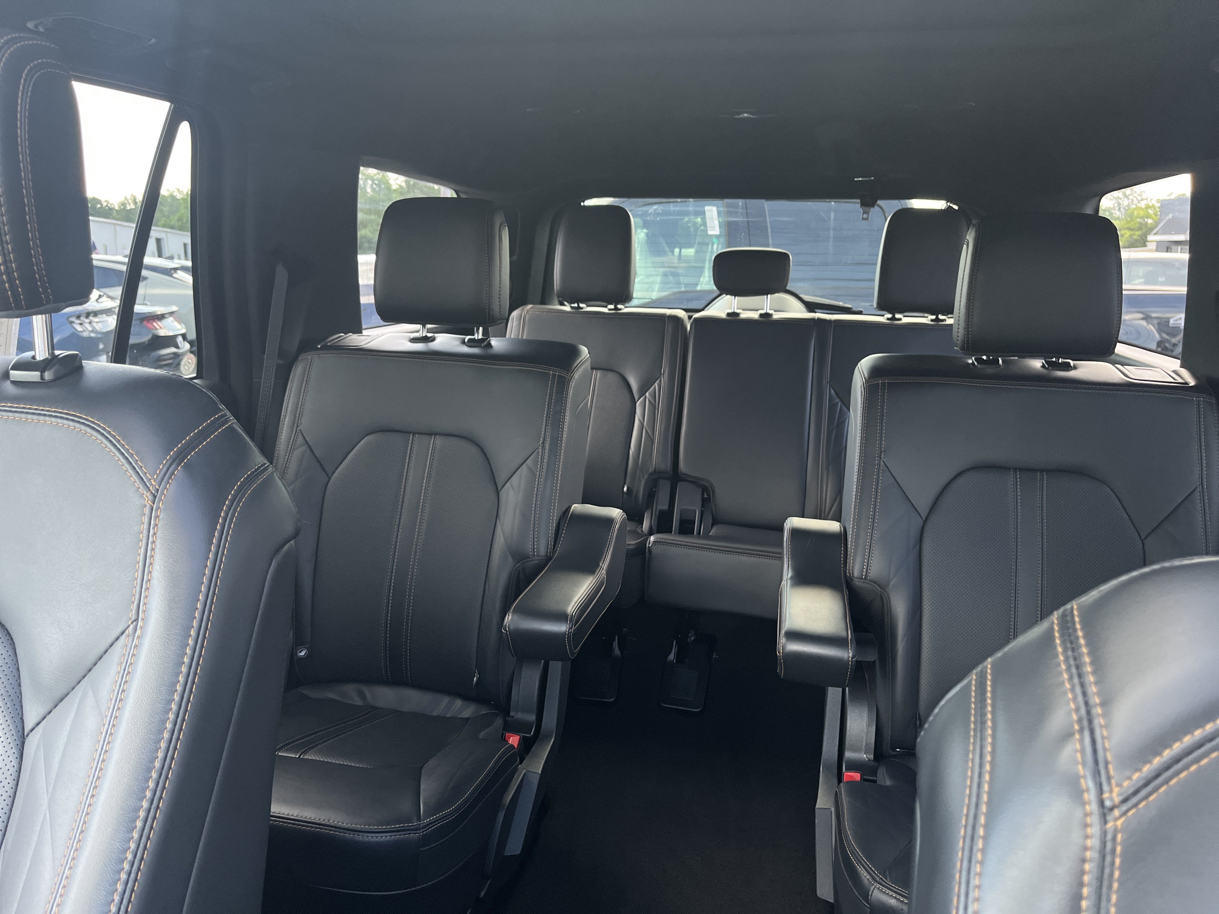 2024 Ford Expedition Platinum