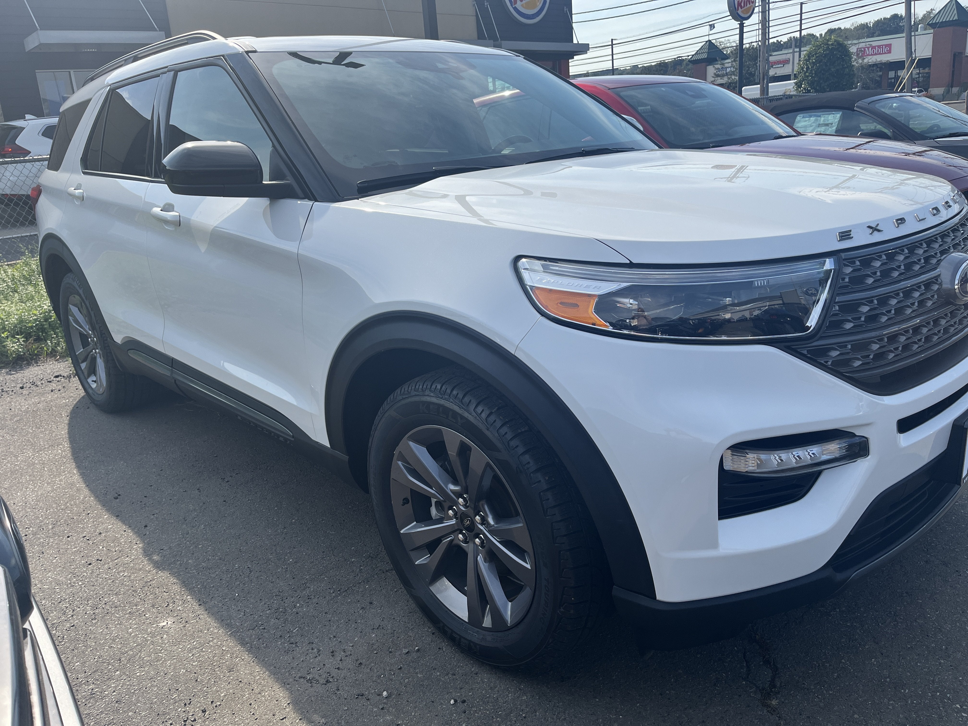 2023 Ford Explorer XLT