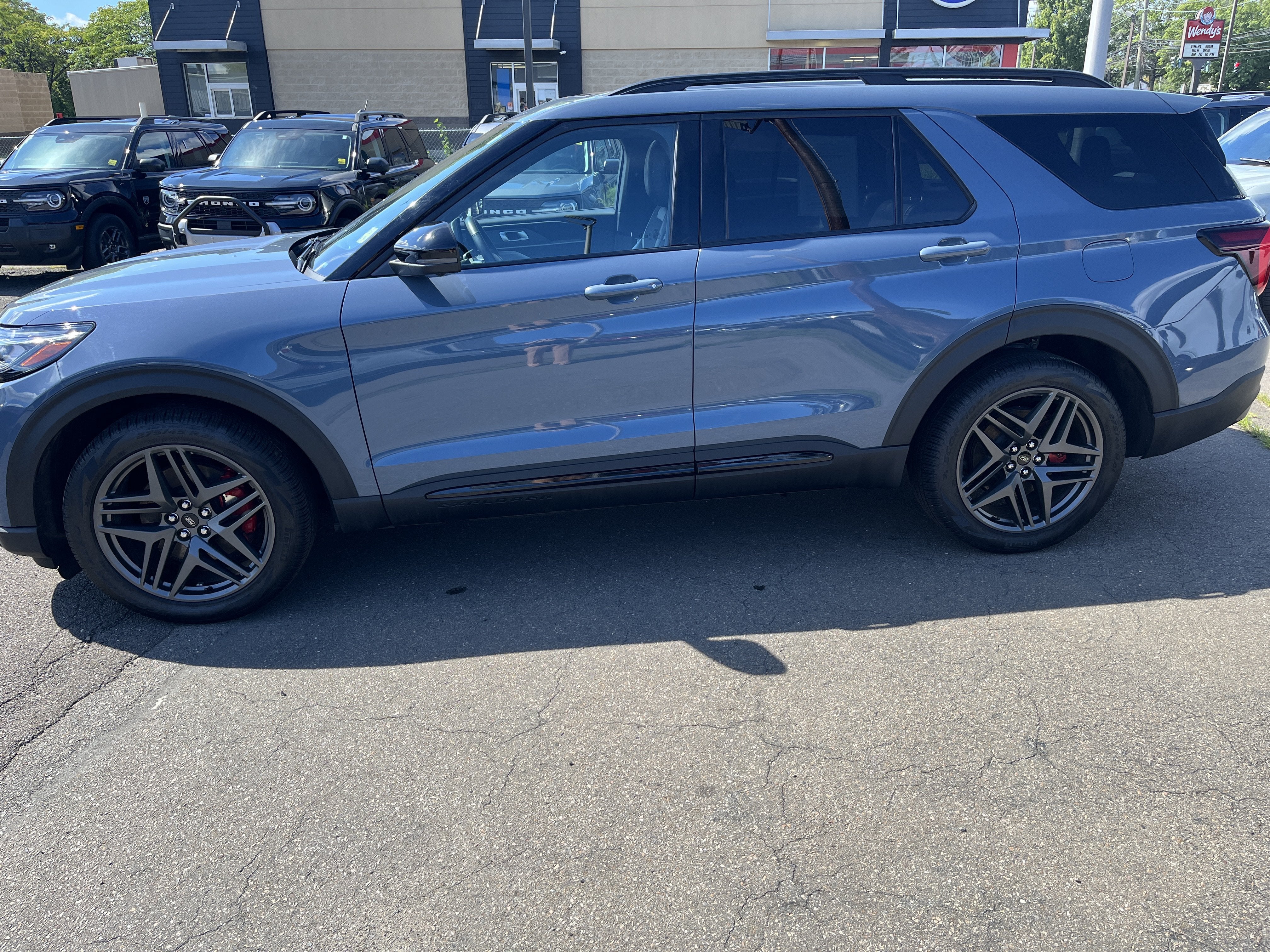 2025 Ford Explorer ST