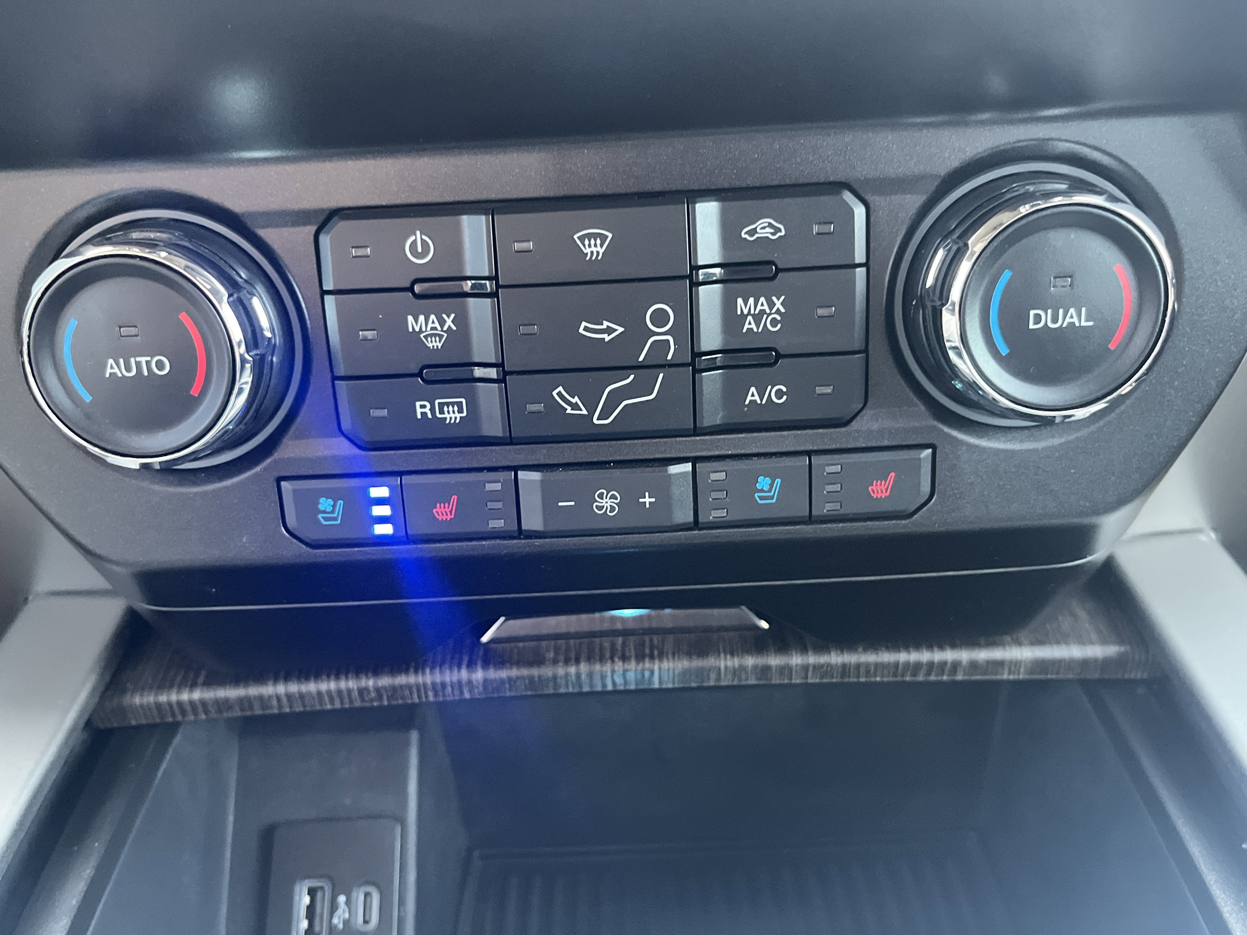 2021 Ford Super Duty F-350 SRW CARBONIZED