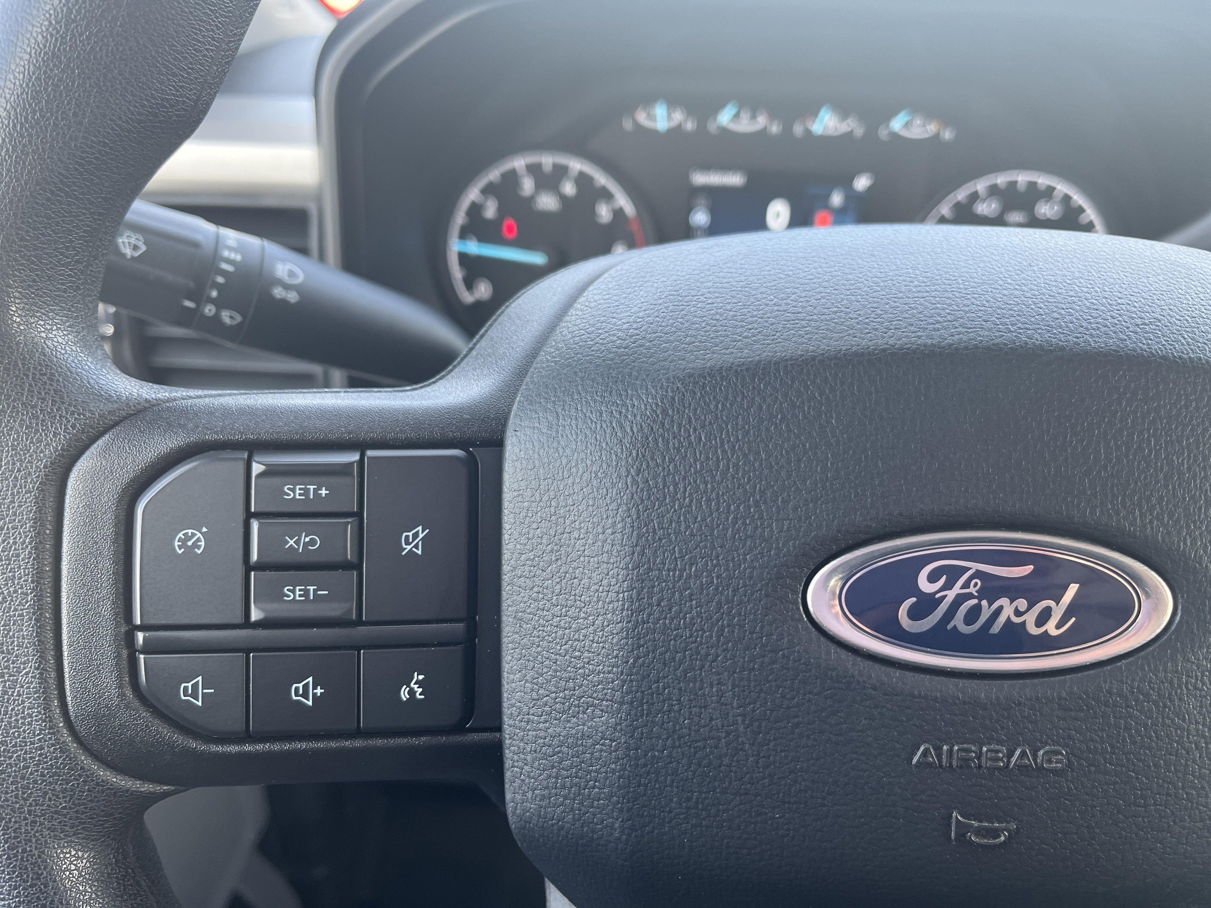 2024 Ford Super Duty F-350 SRW XL