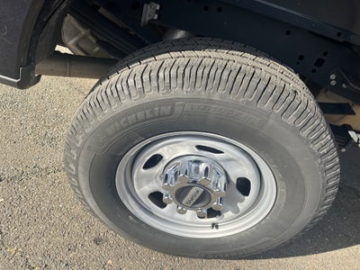 2024 Ford Super Duty F-350 SRW XL