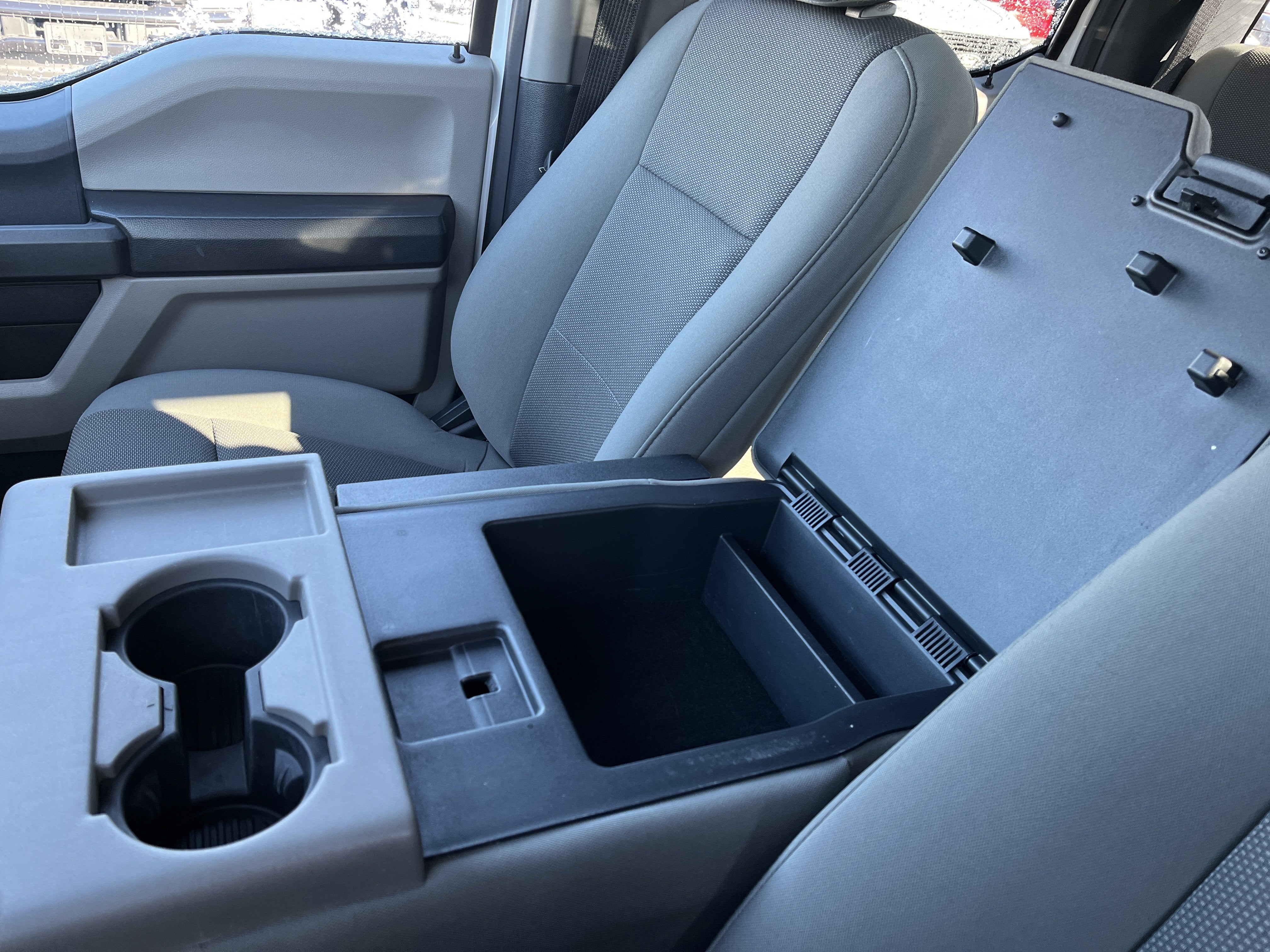 2022 Ford Super Duty F-350 SRW XL