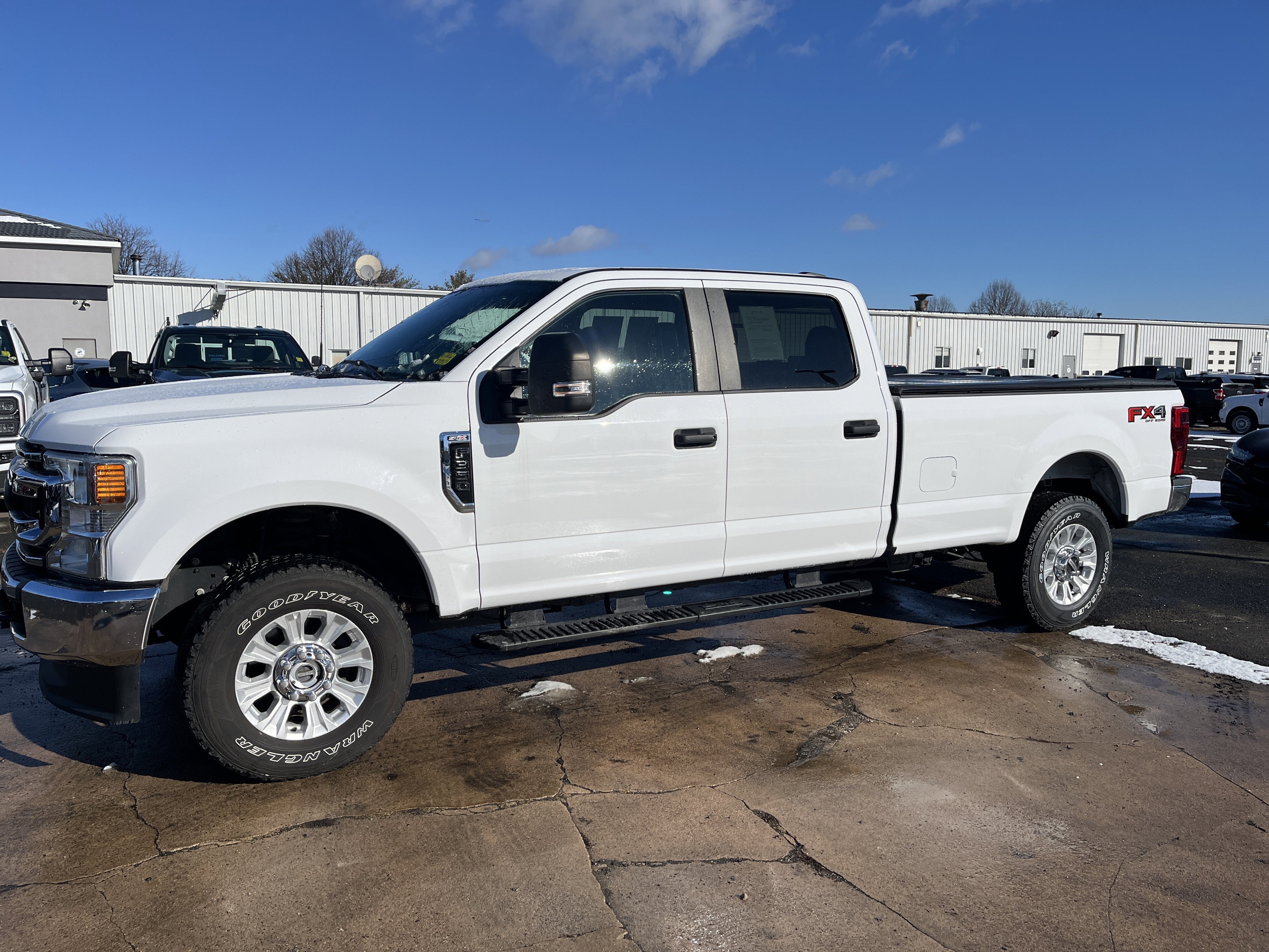 2022 Ford Super Duty F-350 SRW XL