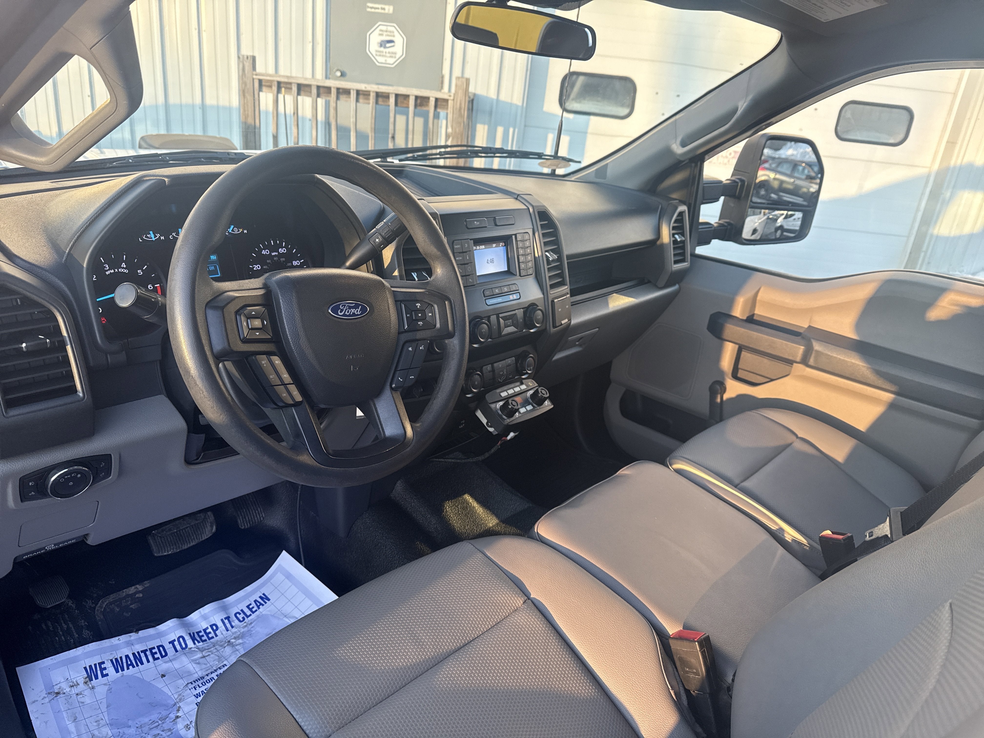 2022 Ford Super Duty F-350 SRW XL