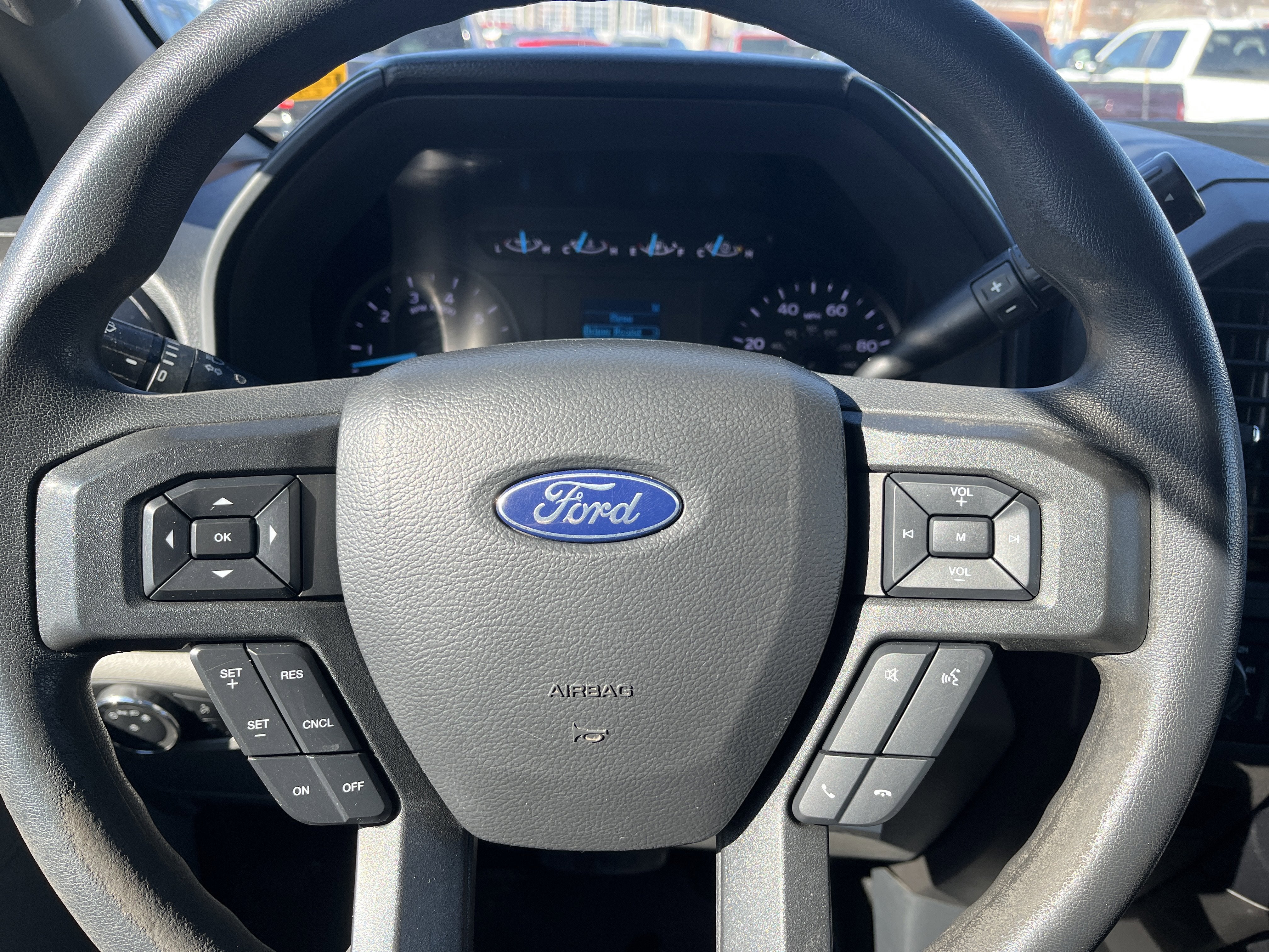 2022 Ford Super Duty F-350 SRW XL