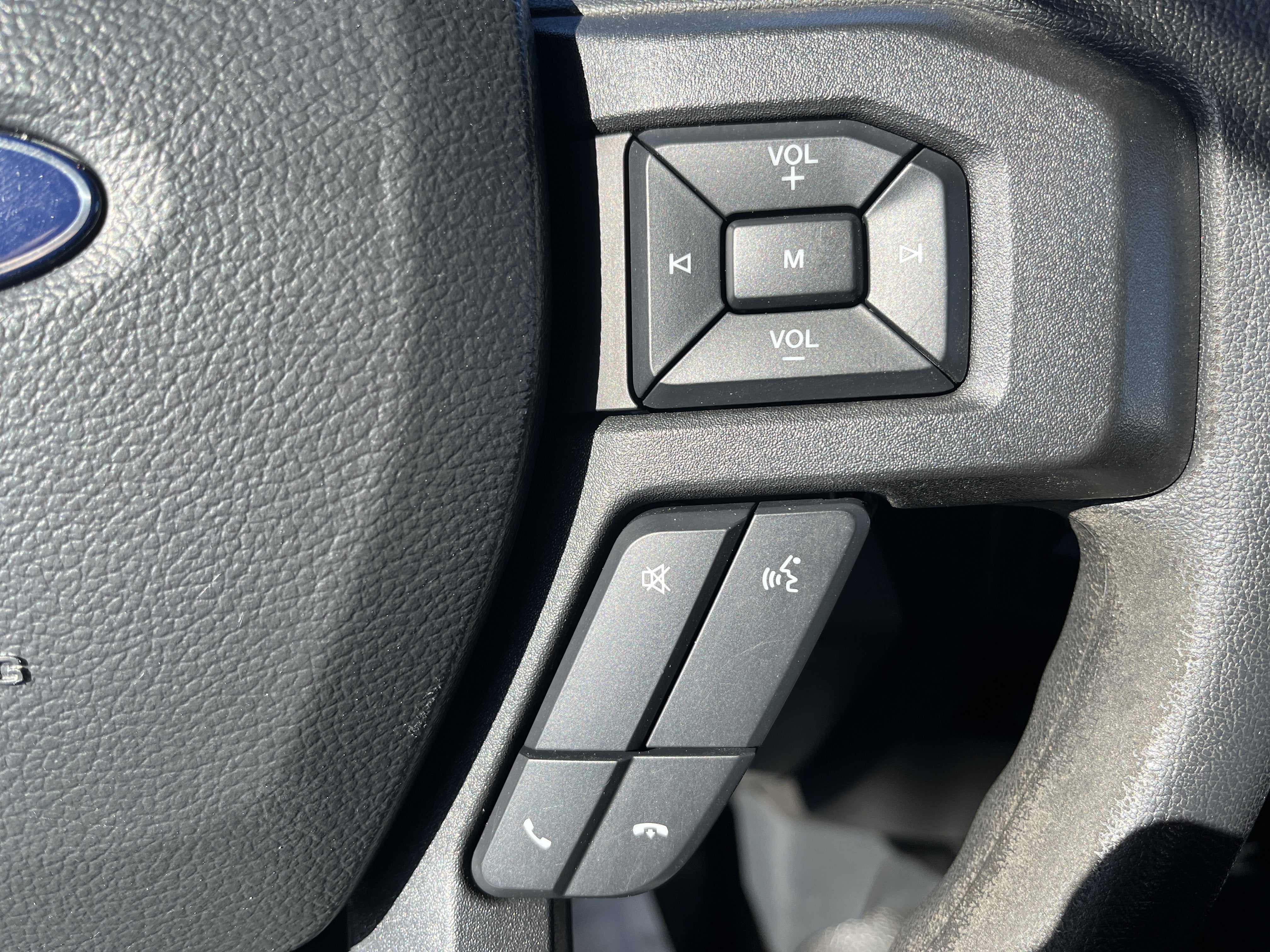 2022 Ford Super Duty F-350 SRW XL