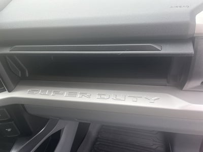 2024 Ford Super Duty F-350 SRW XLT
