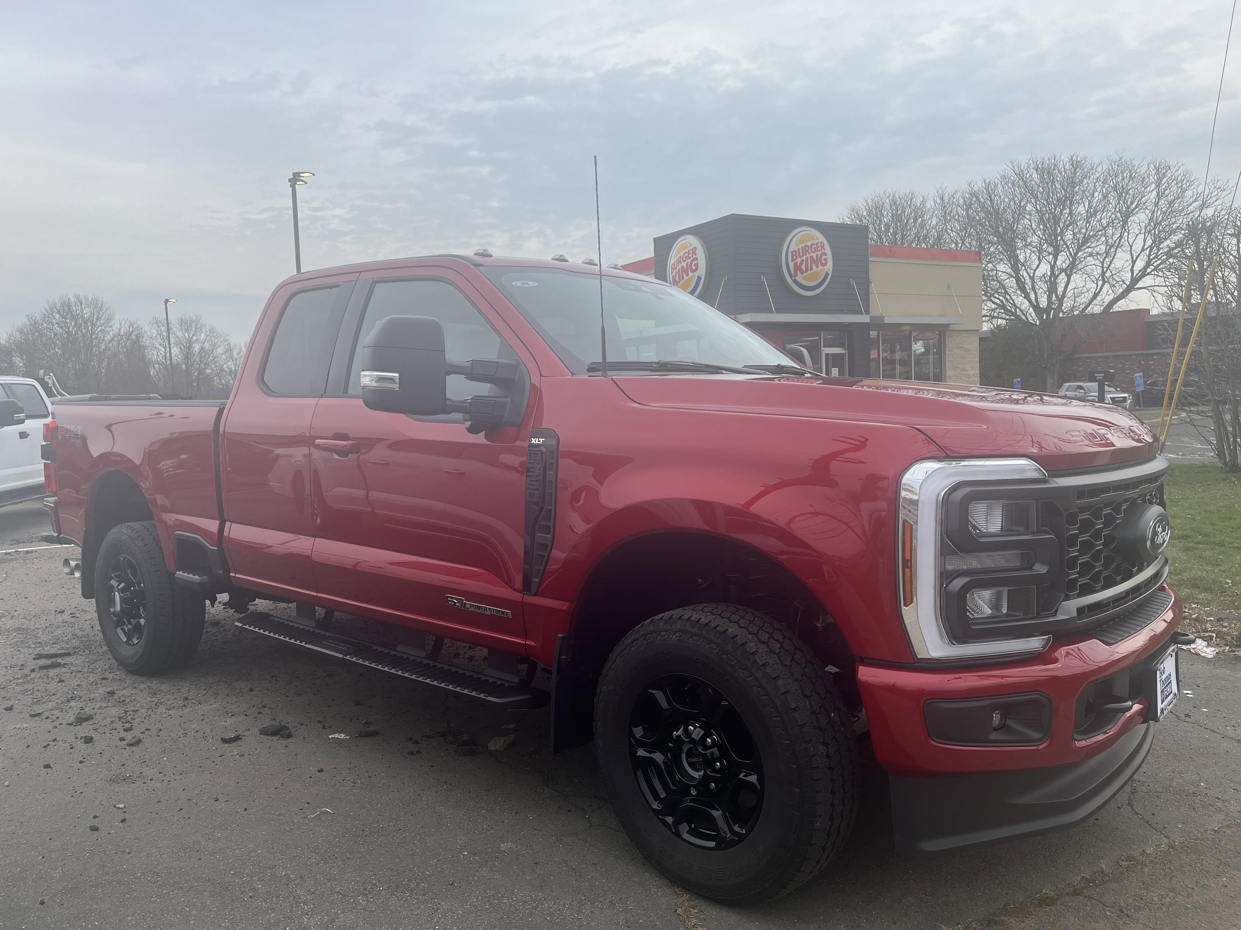 2024 Ford Super Duty F-350 SRW XLT