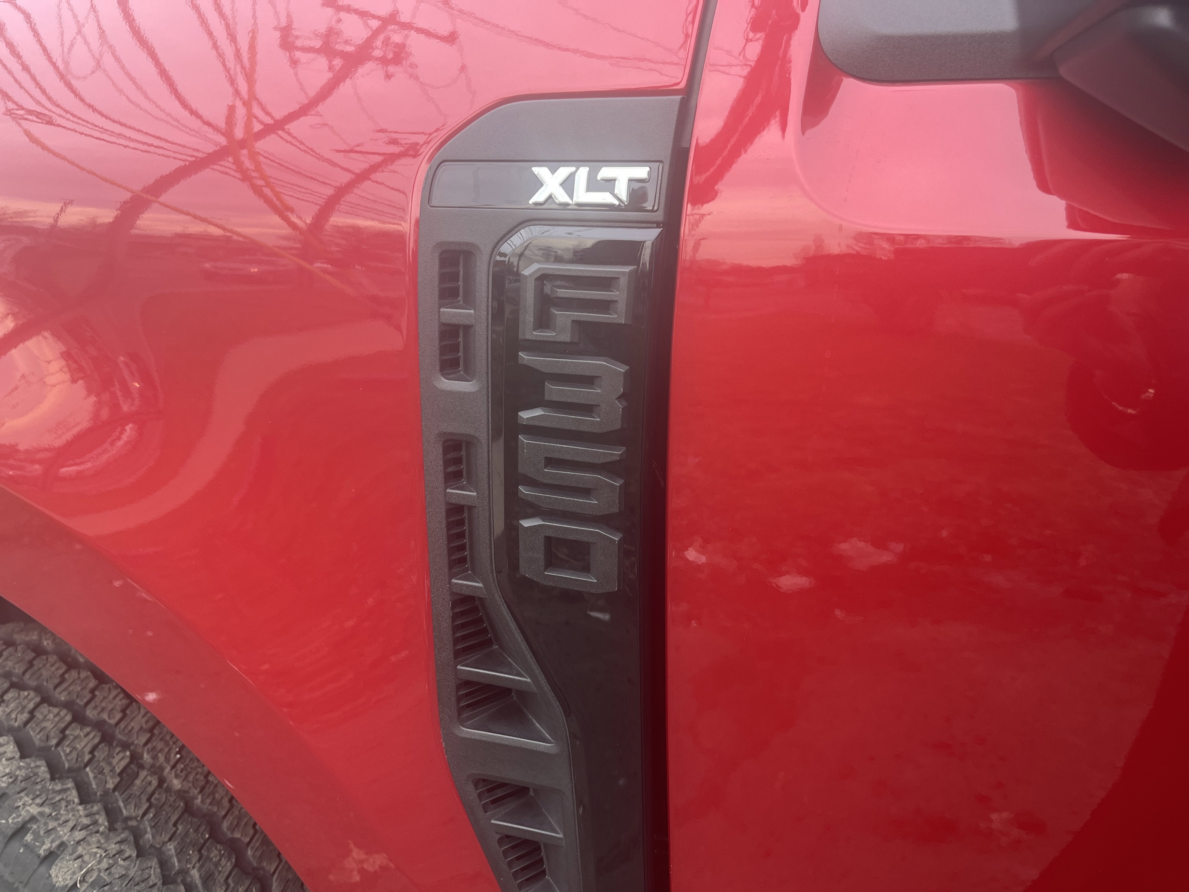 2024 Ford Super Duty F-350 SRW XLT