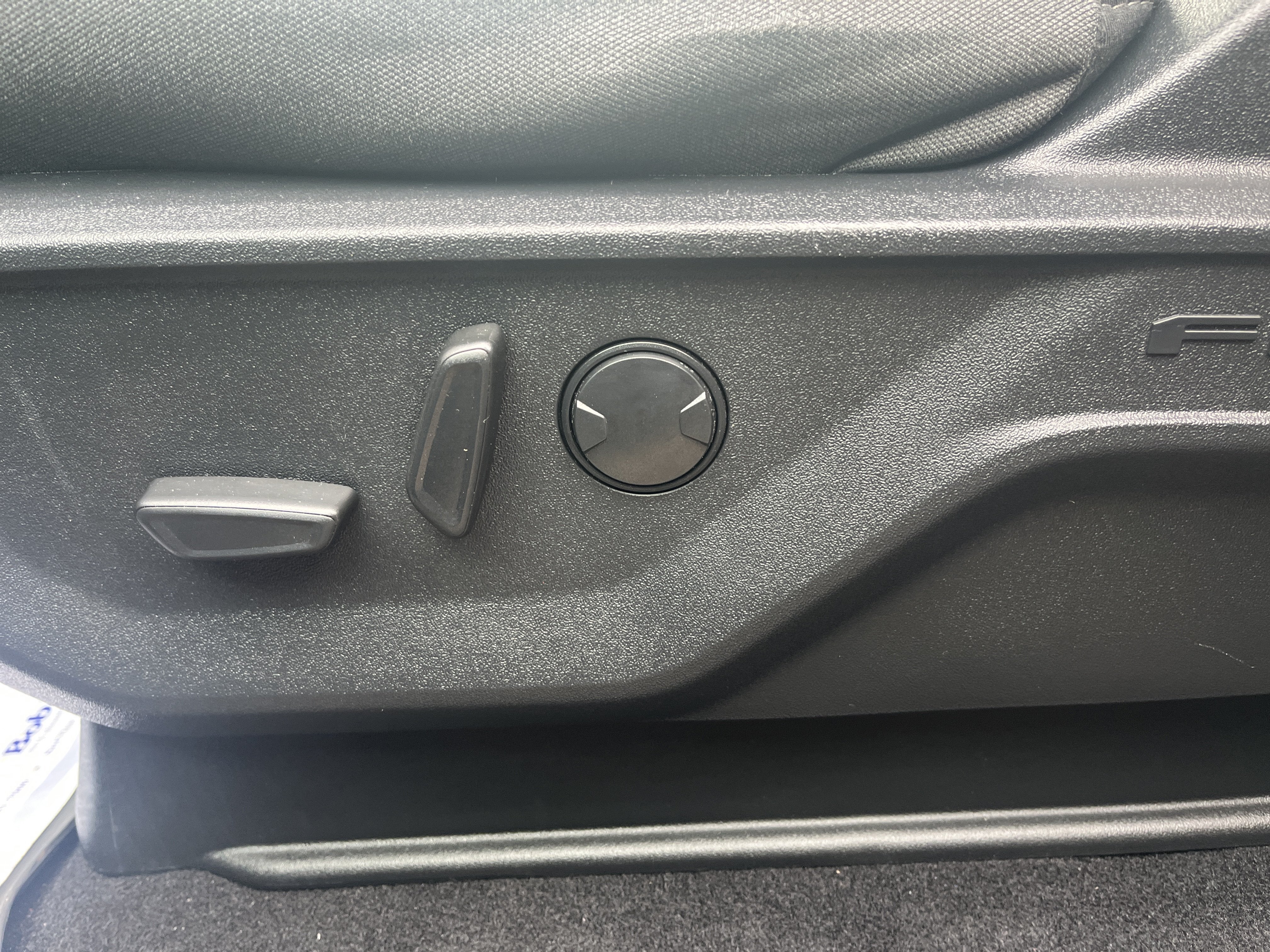 2023 Ford F-150 BASE