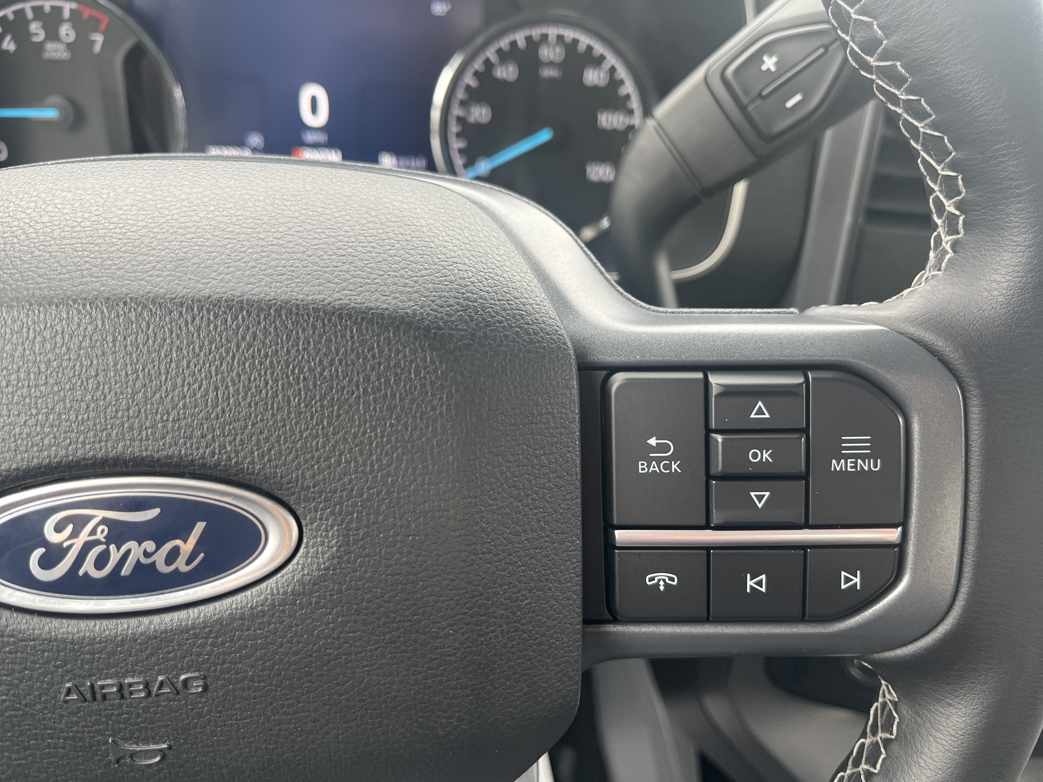2023 Ford F-150 BASE