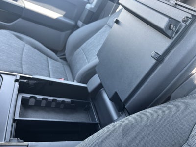 2023 Ford F-150 BASE