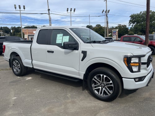 2023 Ford F-150 BASE
