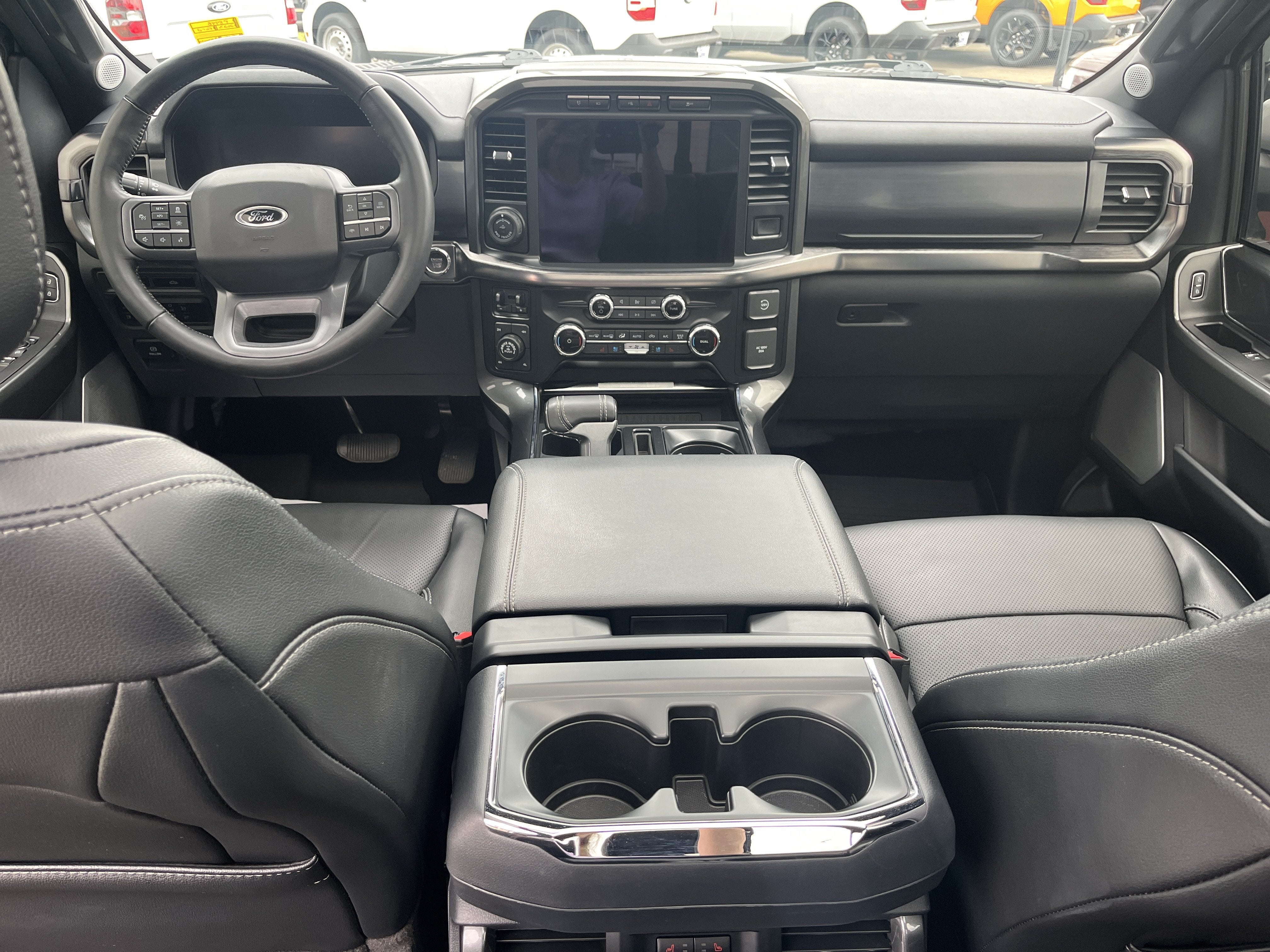 2023 Ford F-150 BASE