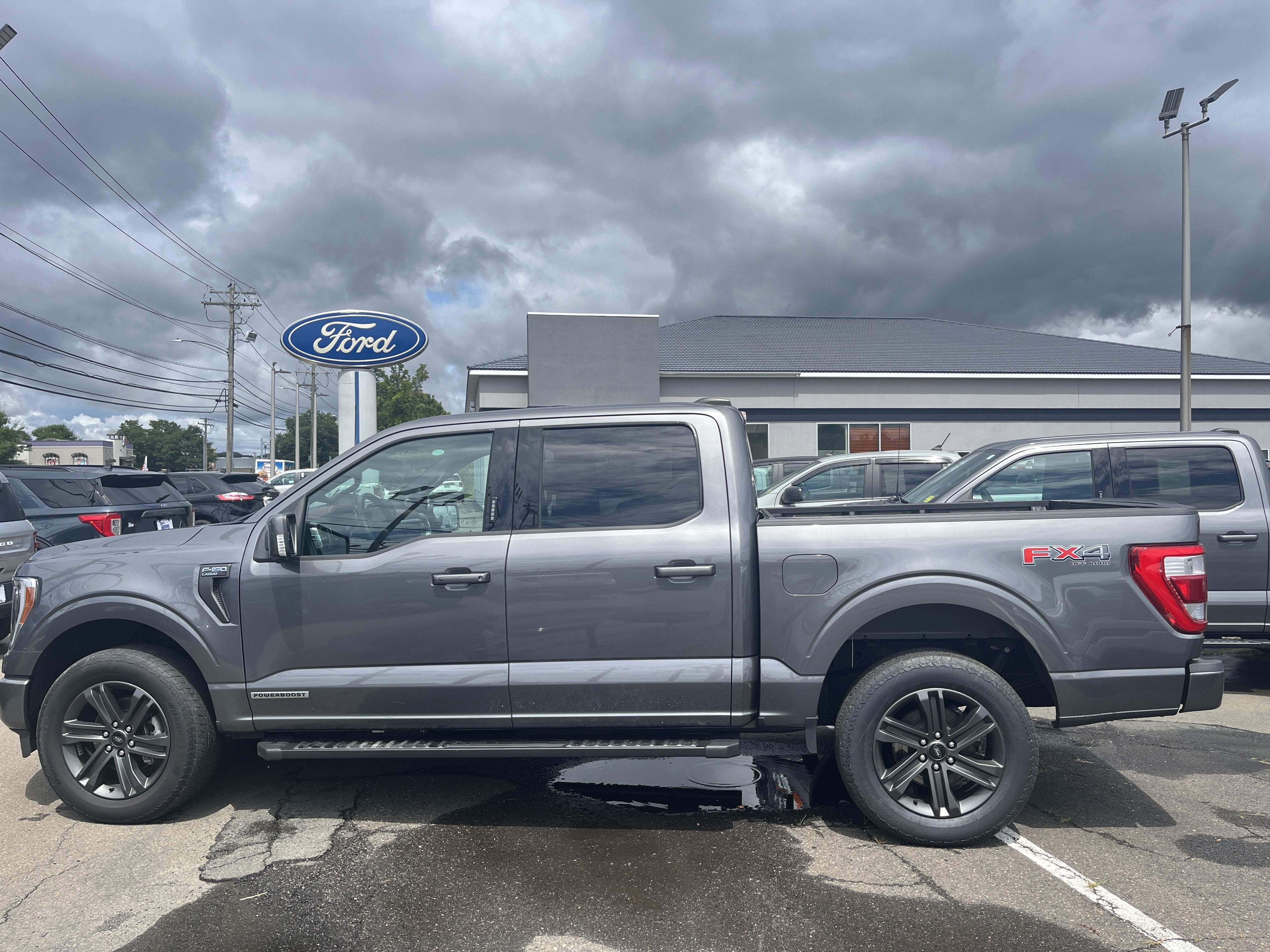 2023 Ford F-150 LARIAT