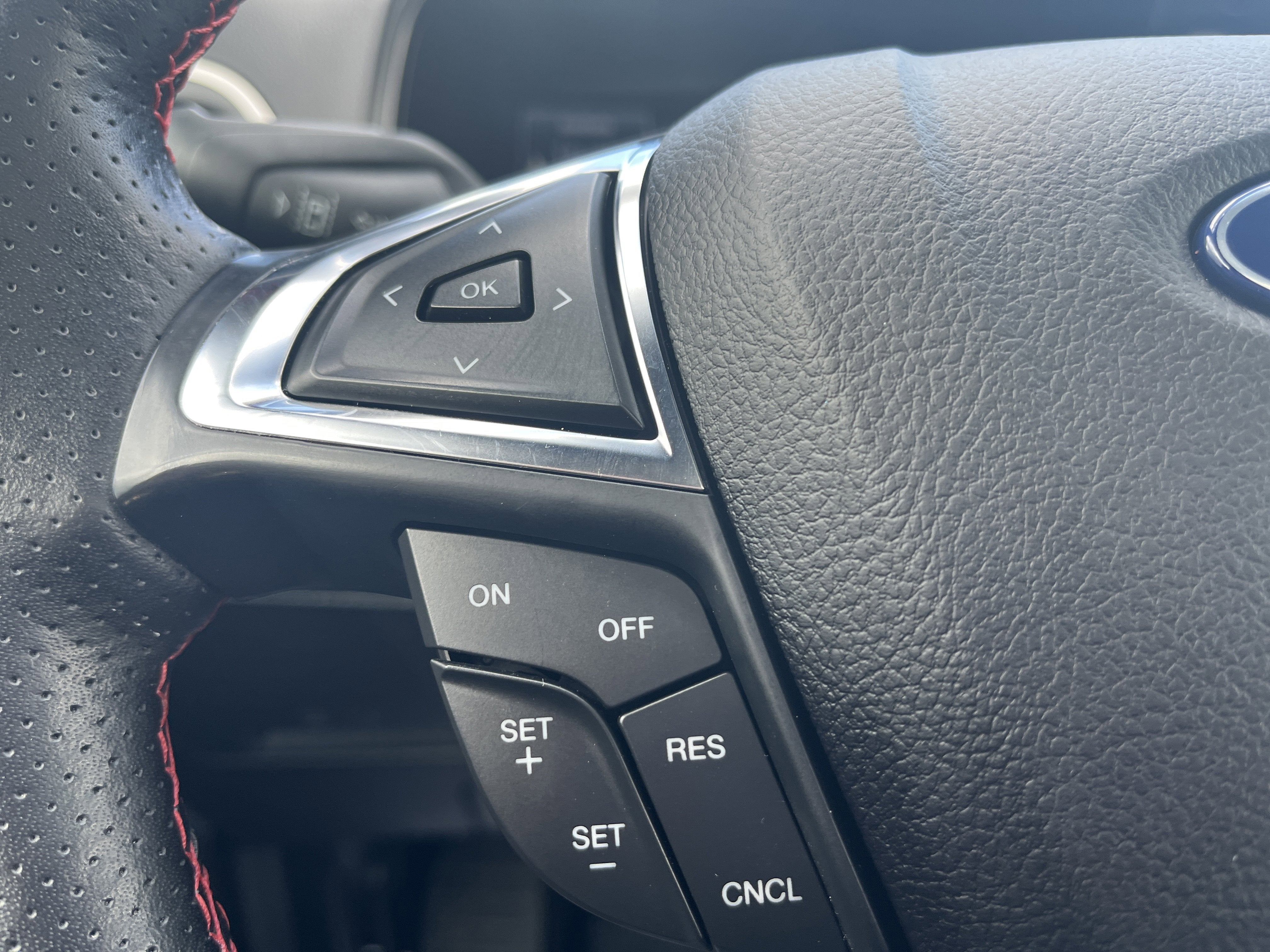 2023 Ford Edge AGATE BLAC