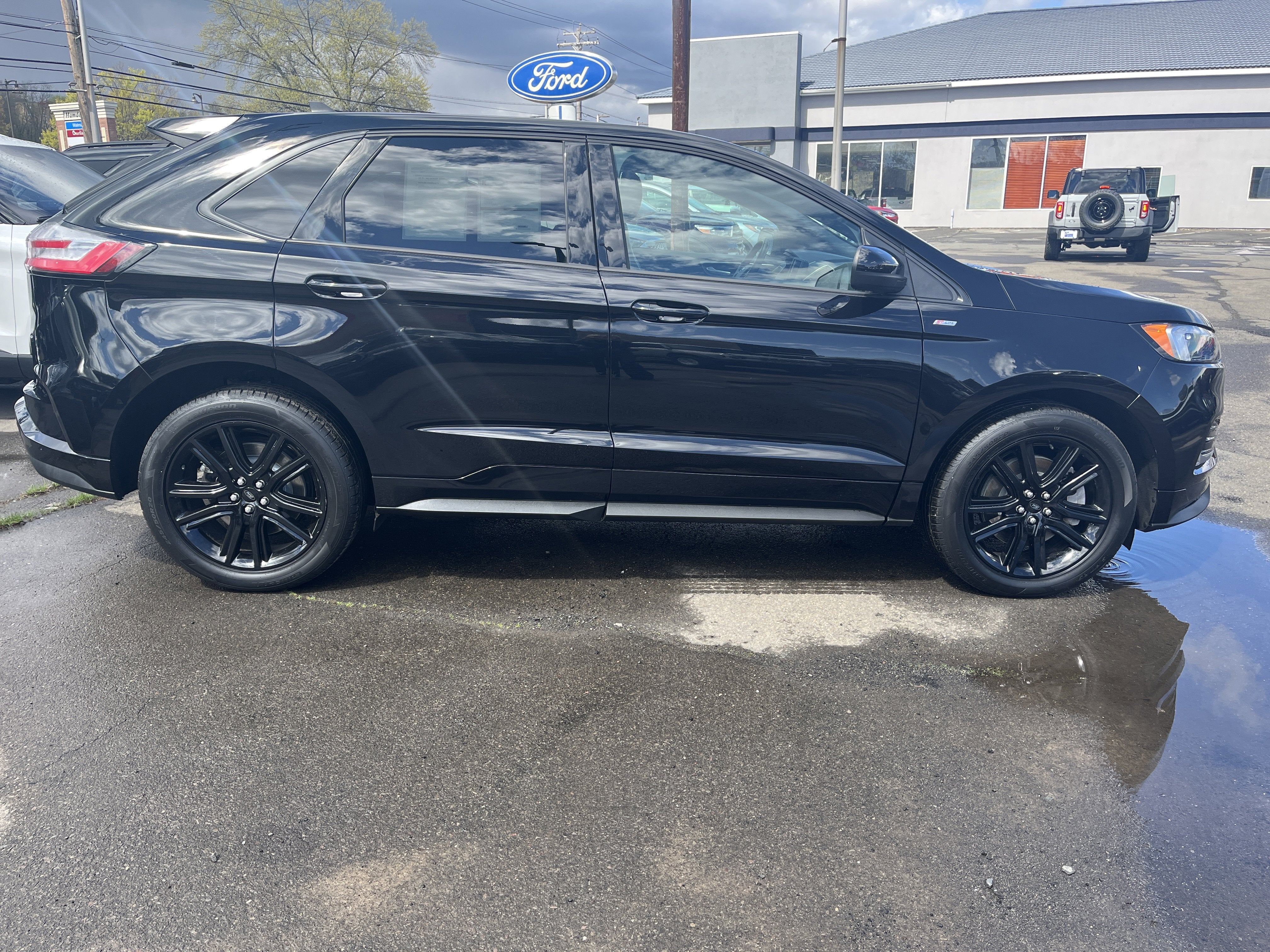 2023 Ford Edge AGATE BLAC