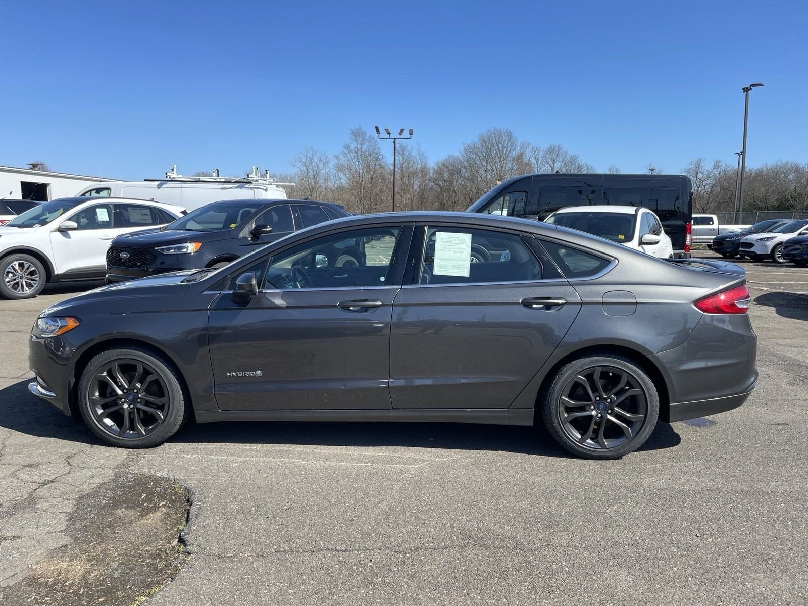 Used 2018 Ford Fusion Hybrid SE with VIN 3FA6P0LU4JR214193 for sale in Hamden, CT