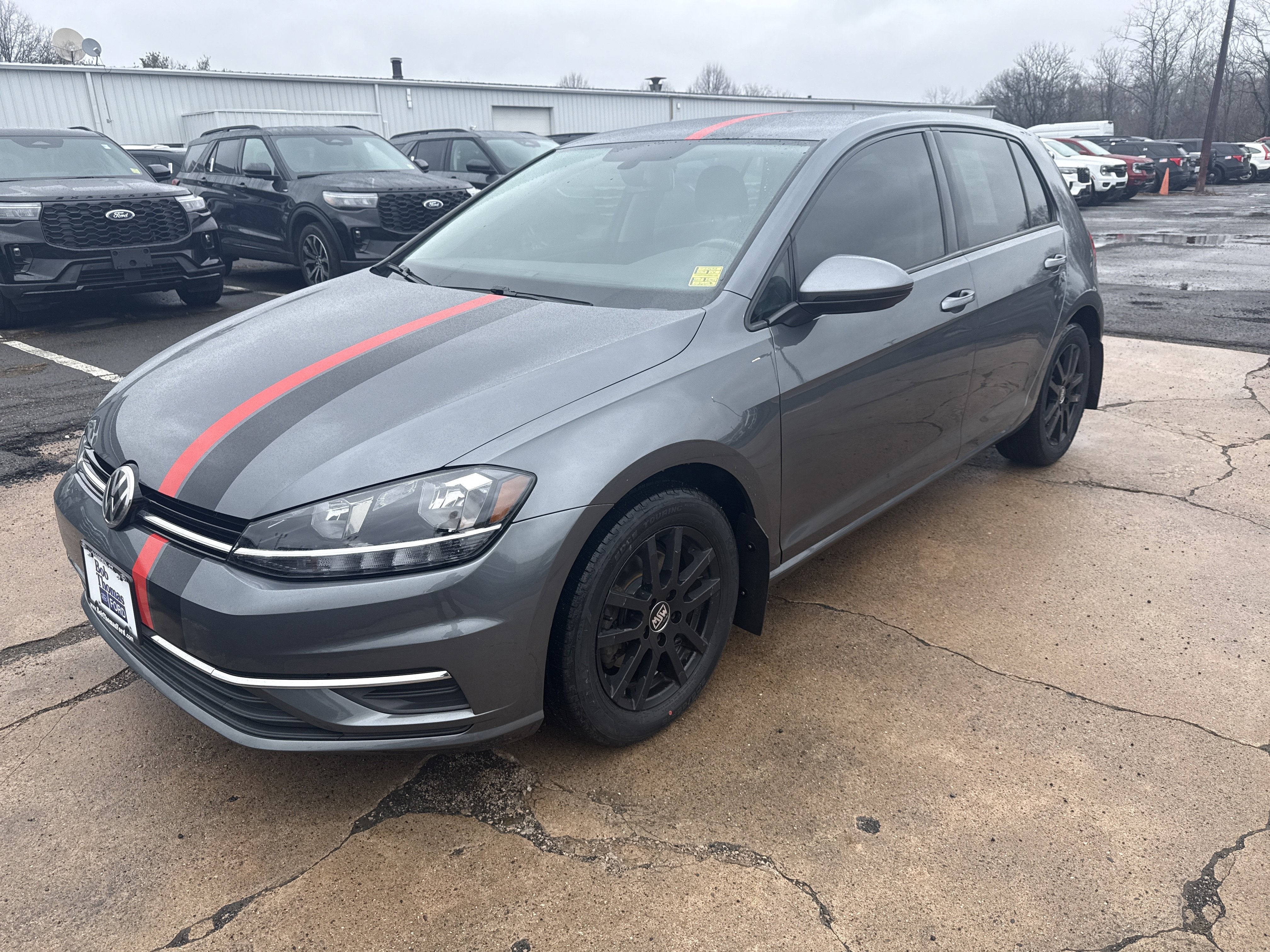 2019 Volkswagen Golf BLACK