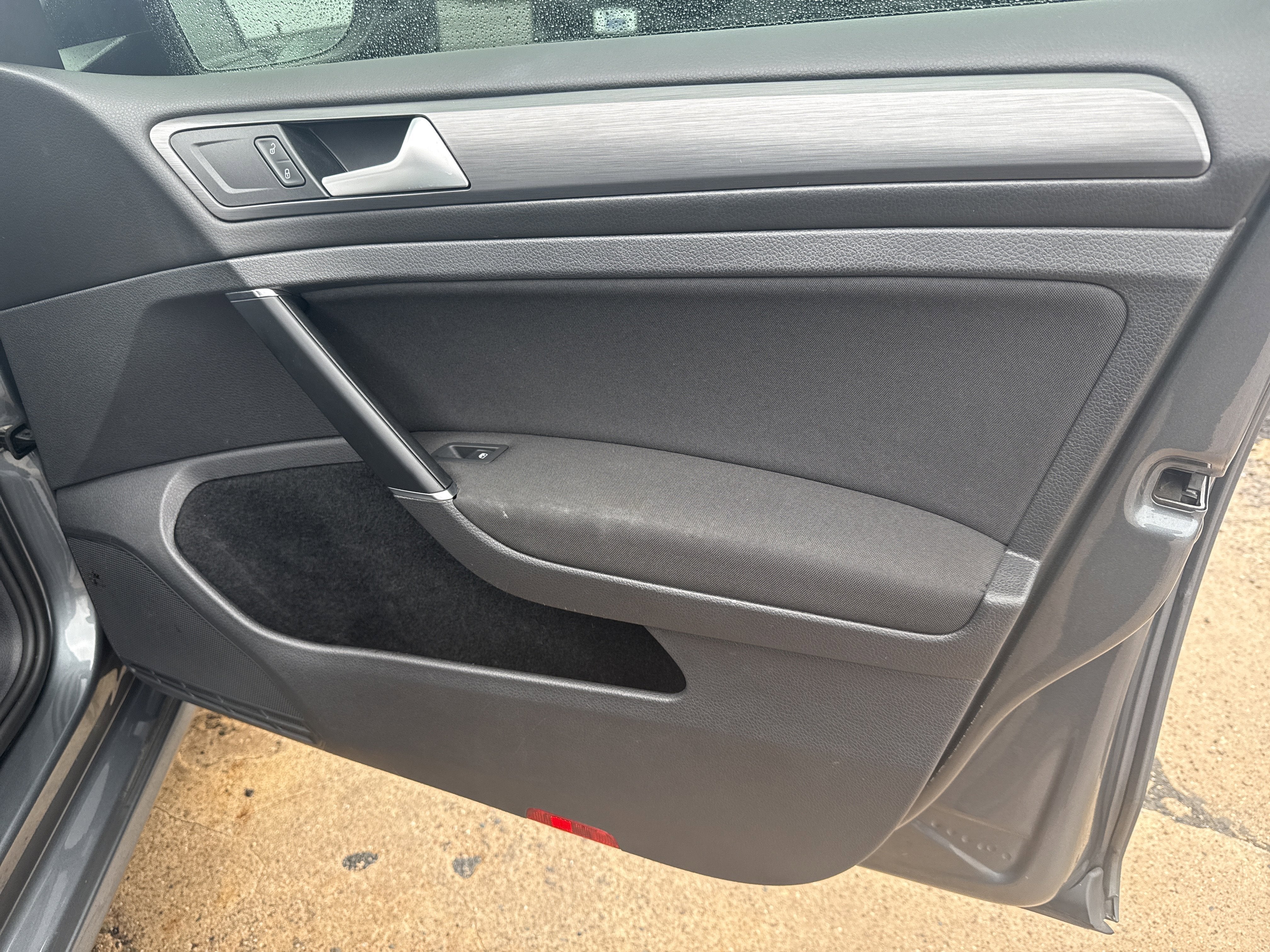 2019 Volkswagen Golf BLACK