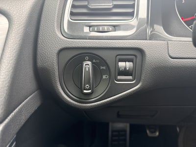 2019 Volkswagen Golf BLACK