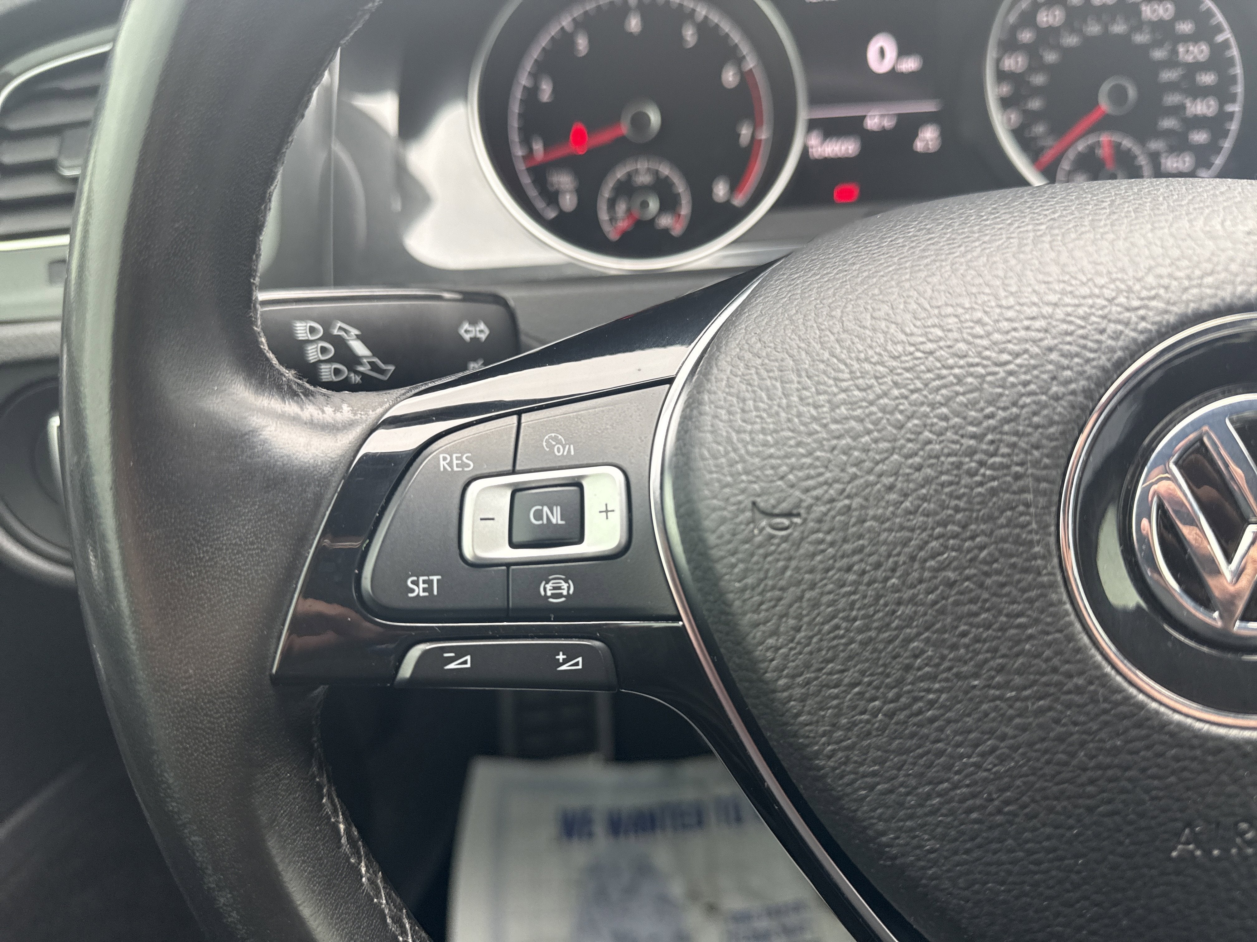 2019 Volkswagen Golf BLACK