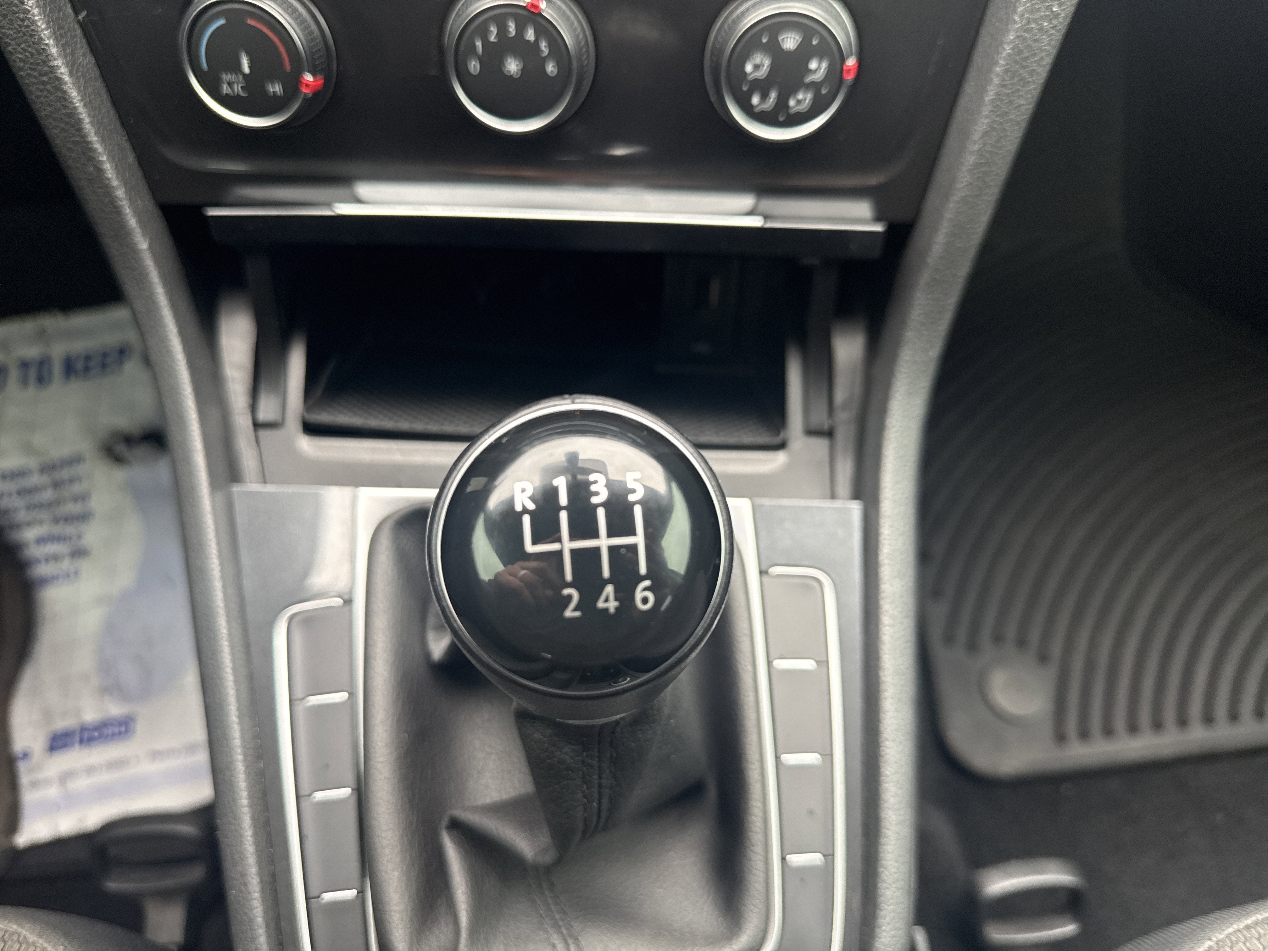 2019 Volkswagen Golf BLACK