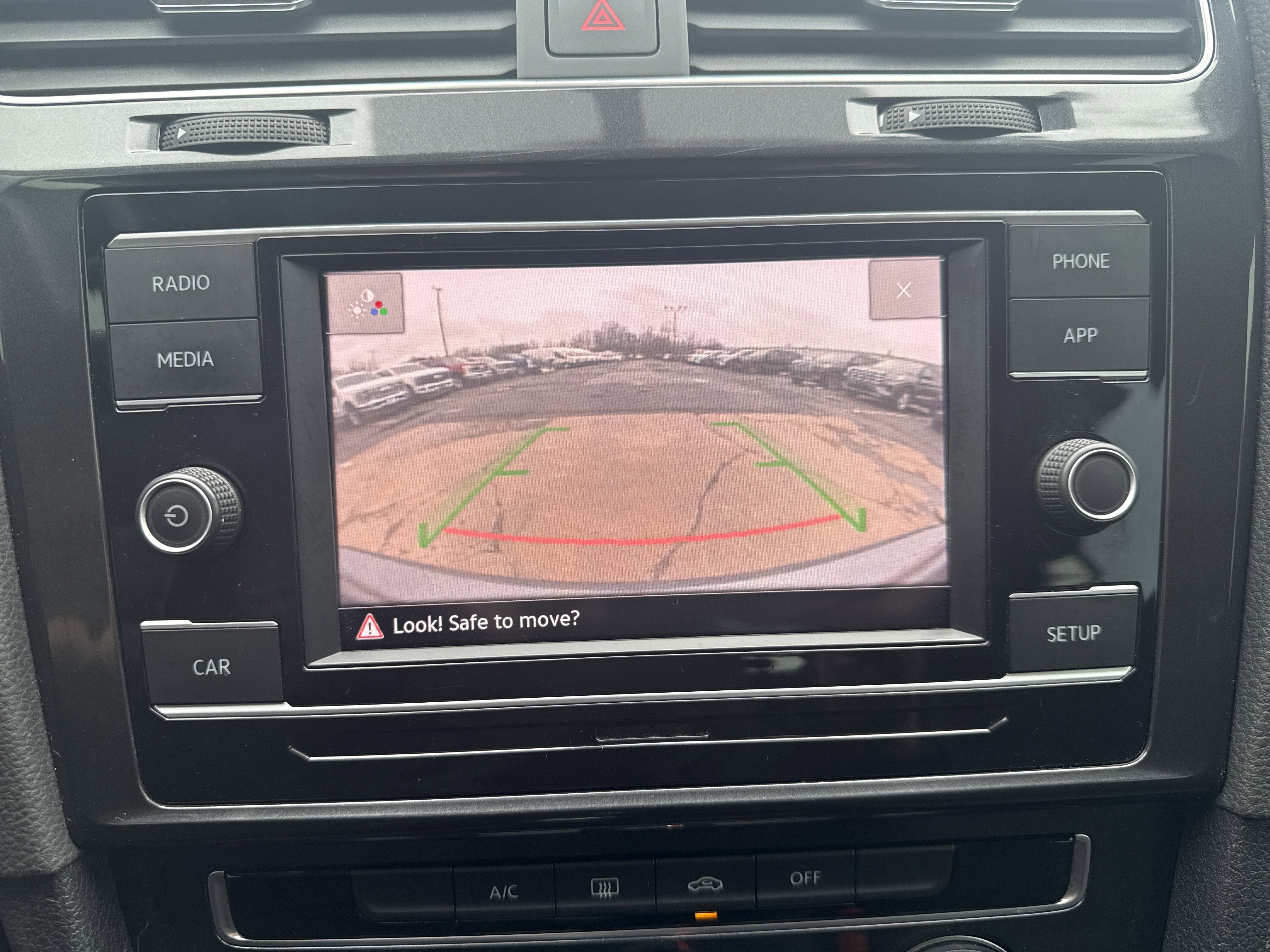 2019 Volkswagen Golf BLACK