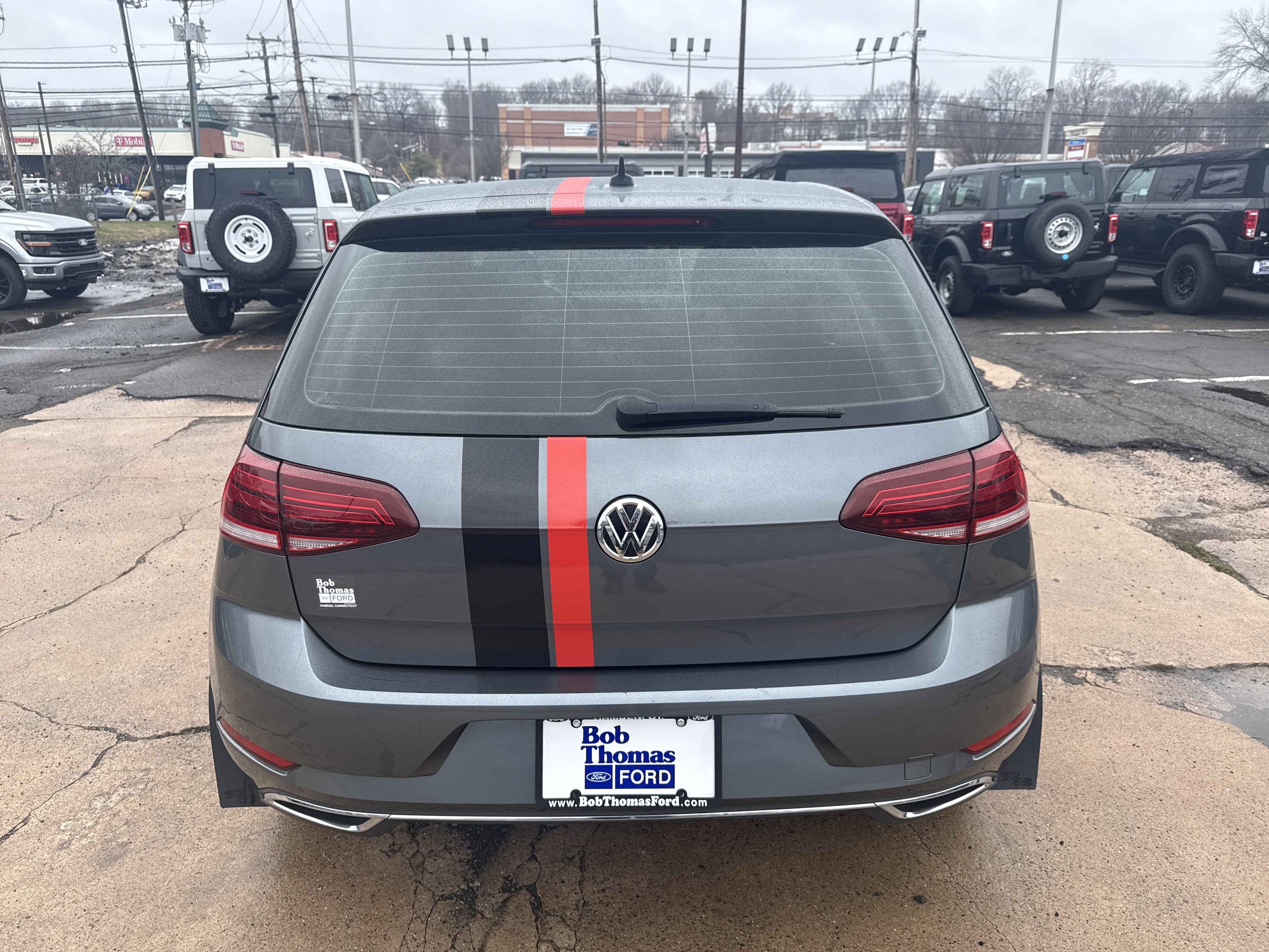 2019 Volkswagen Golf BLACK